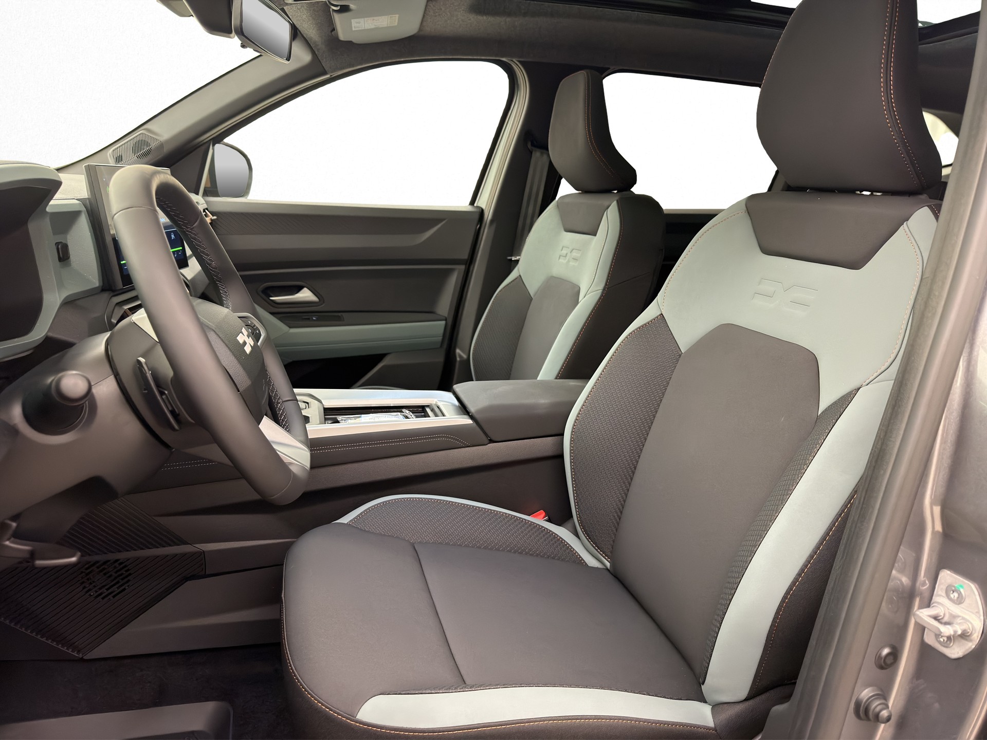 DACIA Bigster 1.2 Hybrid Extreme 4WD-image-6