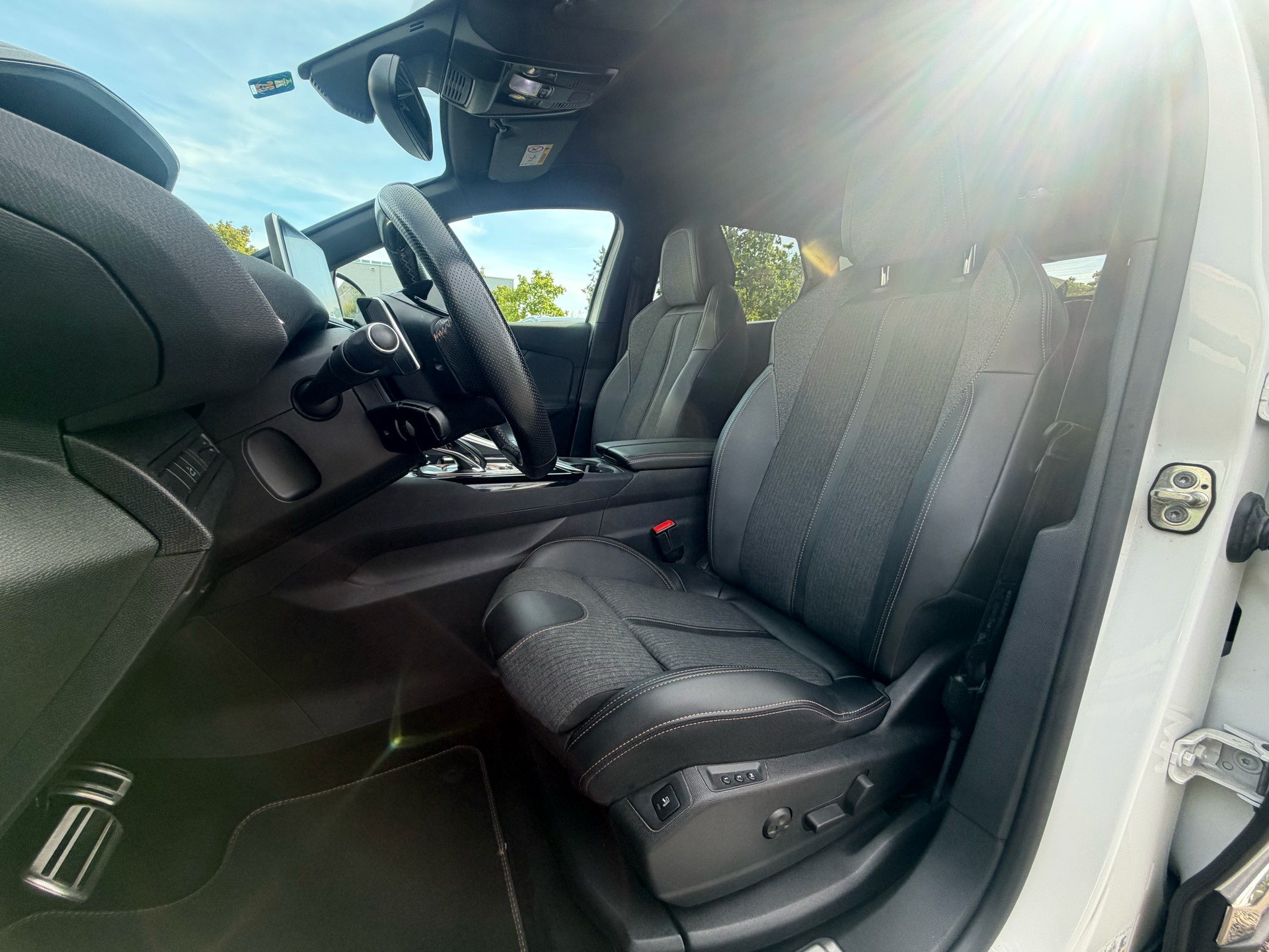 PEUGEOT 3008 1.6 THP GT Line EAT-image-9