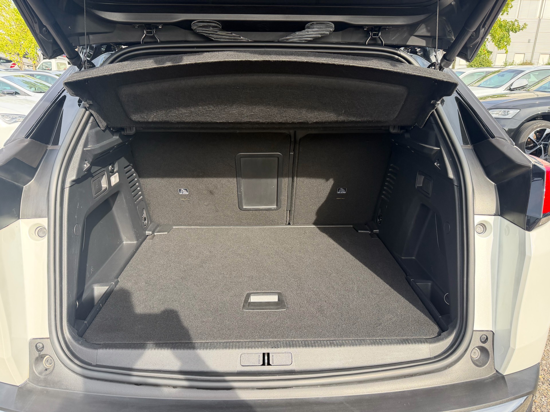 PEUGEOT 3008 1.6 THP GT Line EAT-image-30