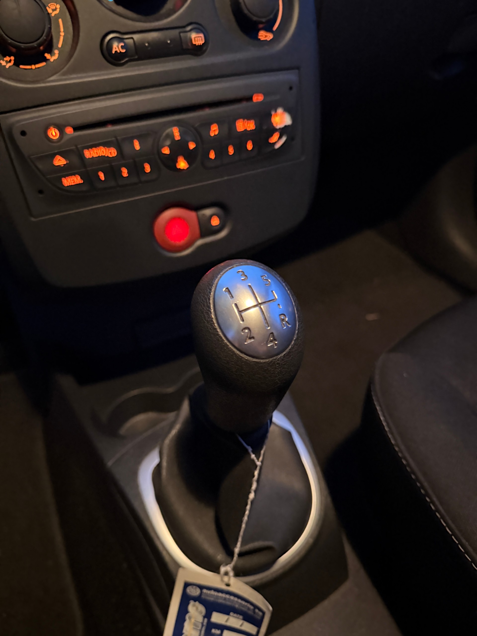 RENAULT Clio 1.2 16V Turbo Yahoo-image-11