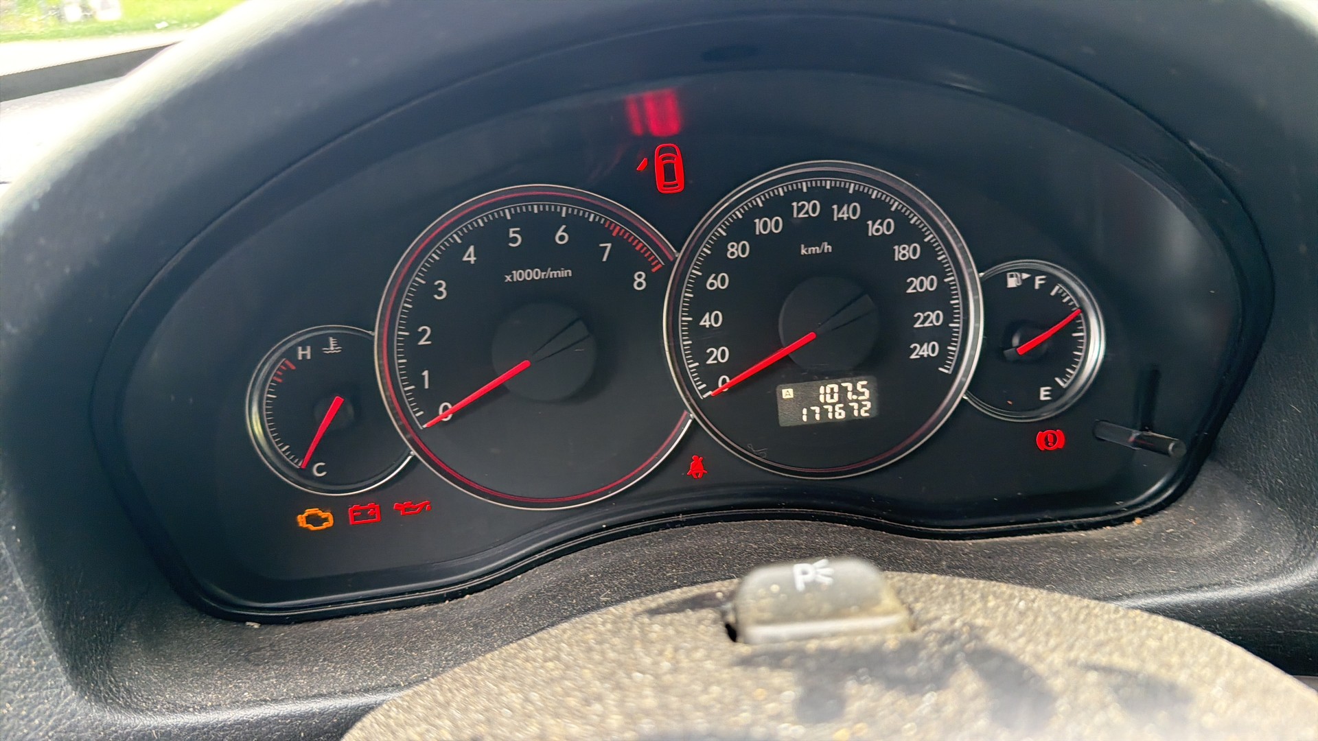 SUBARU Legacy 2.0R AWD Swiss-image-12