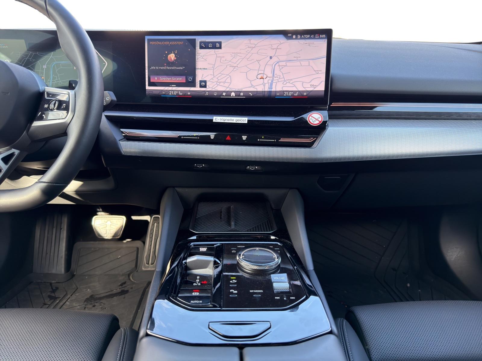 BMW 520d xDrive M Sport-image-12
