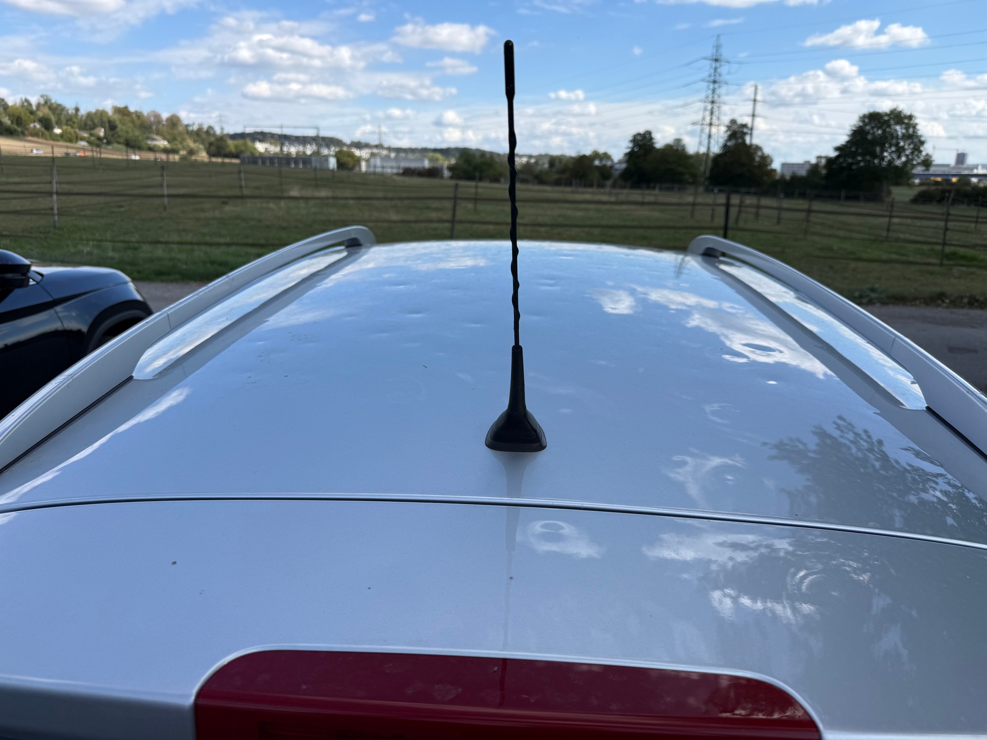 RENAULT Mégane Grandtour 2.0 16V Dynamique CVT-image-5