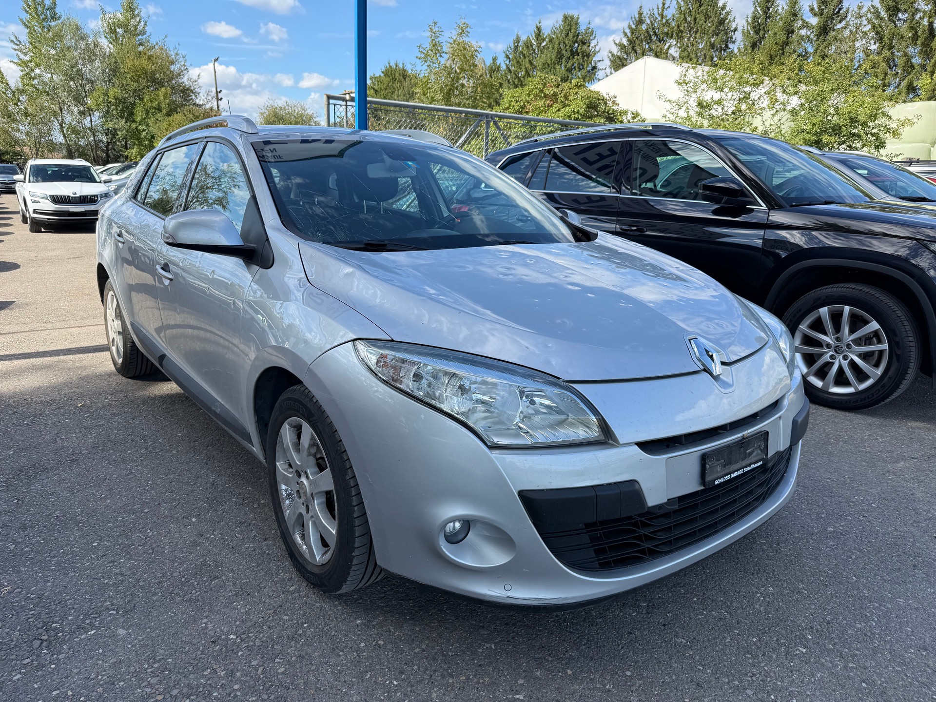 RENAULT Mégane Grandtour 2.0 16V Dynamique CVT-image-0