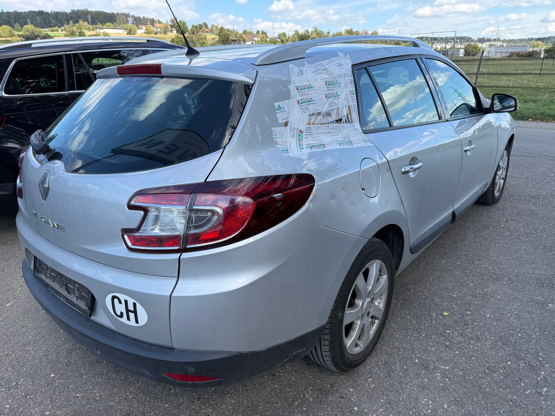 RENAULT Mégane Grandtour 2.0 16V Dynamique CVT-image-6