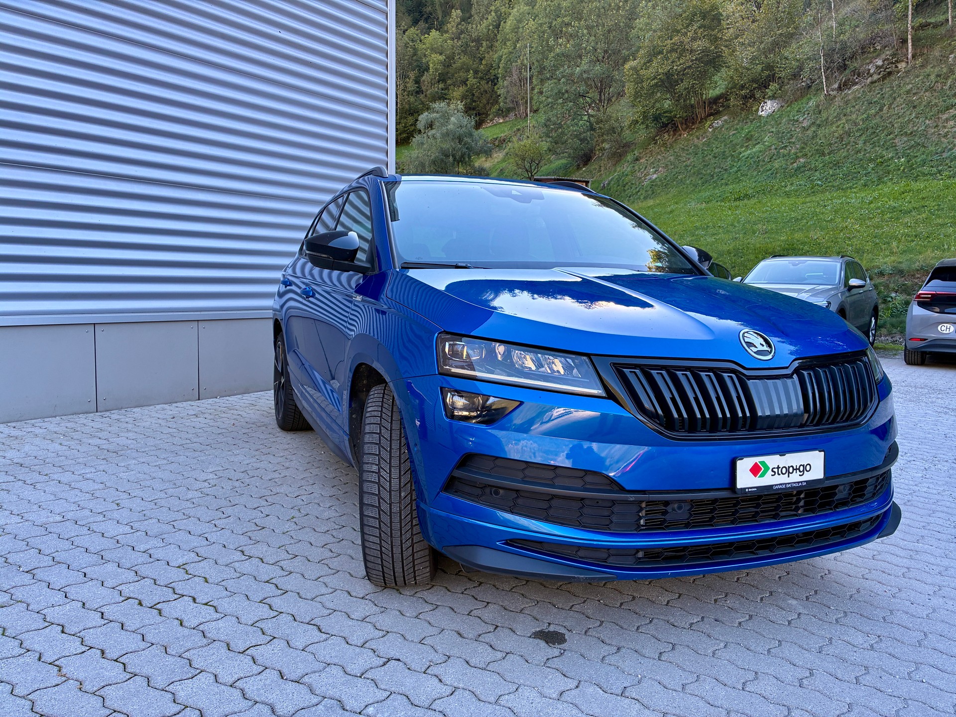 SKODA Karoq 2.0 TSI SportLine 4x4 DSG-image-2