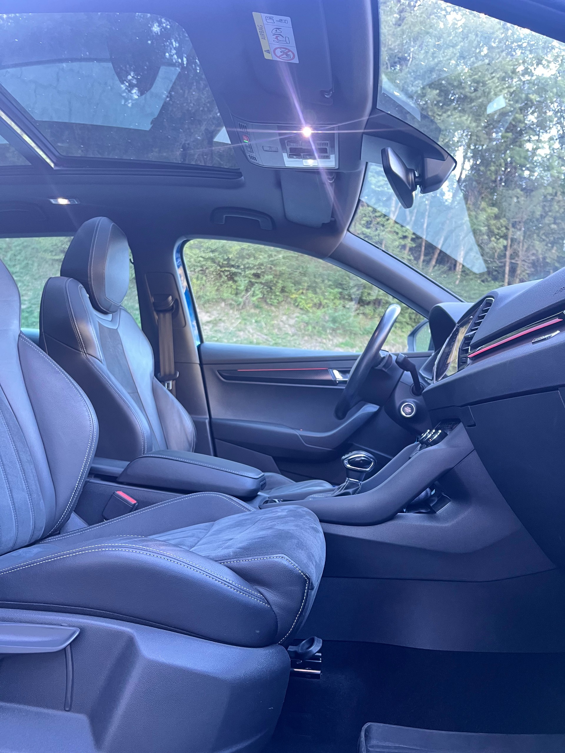SKODA Karoq 2.0 TSI SportLine 4x4 DSG-image-10
