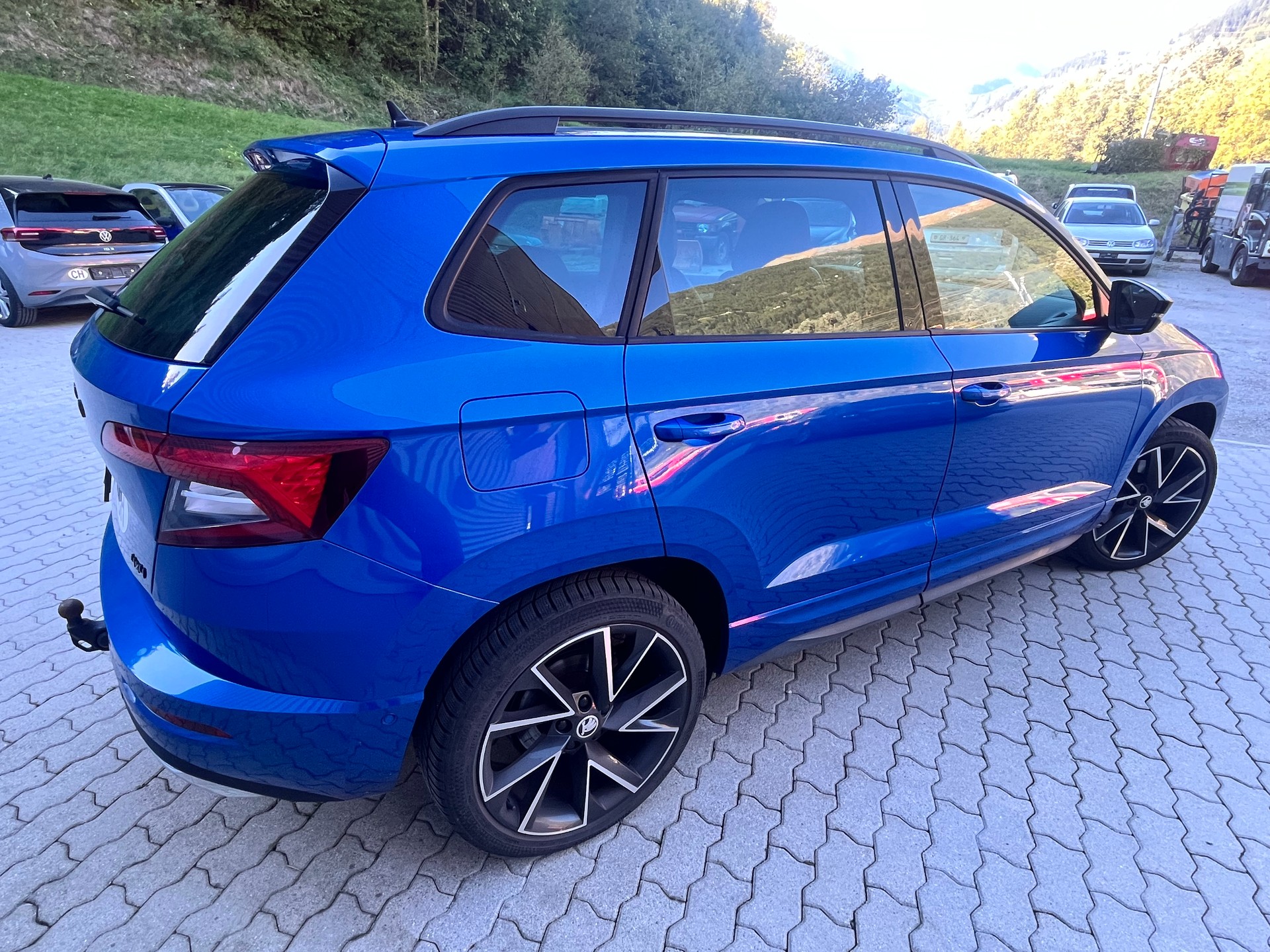 SKODA Karoq 2.0 TSI SportLine 4x4 DSG-image-4