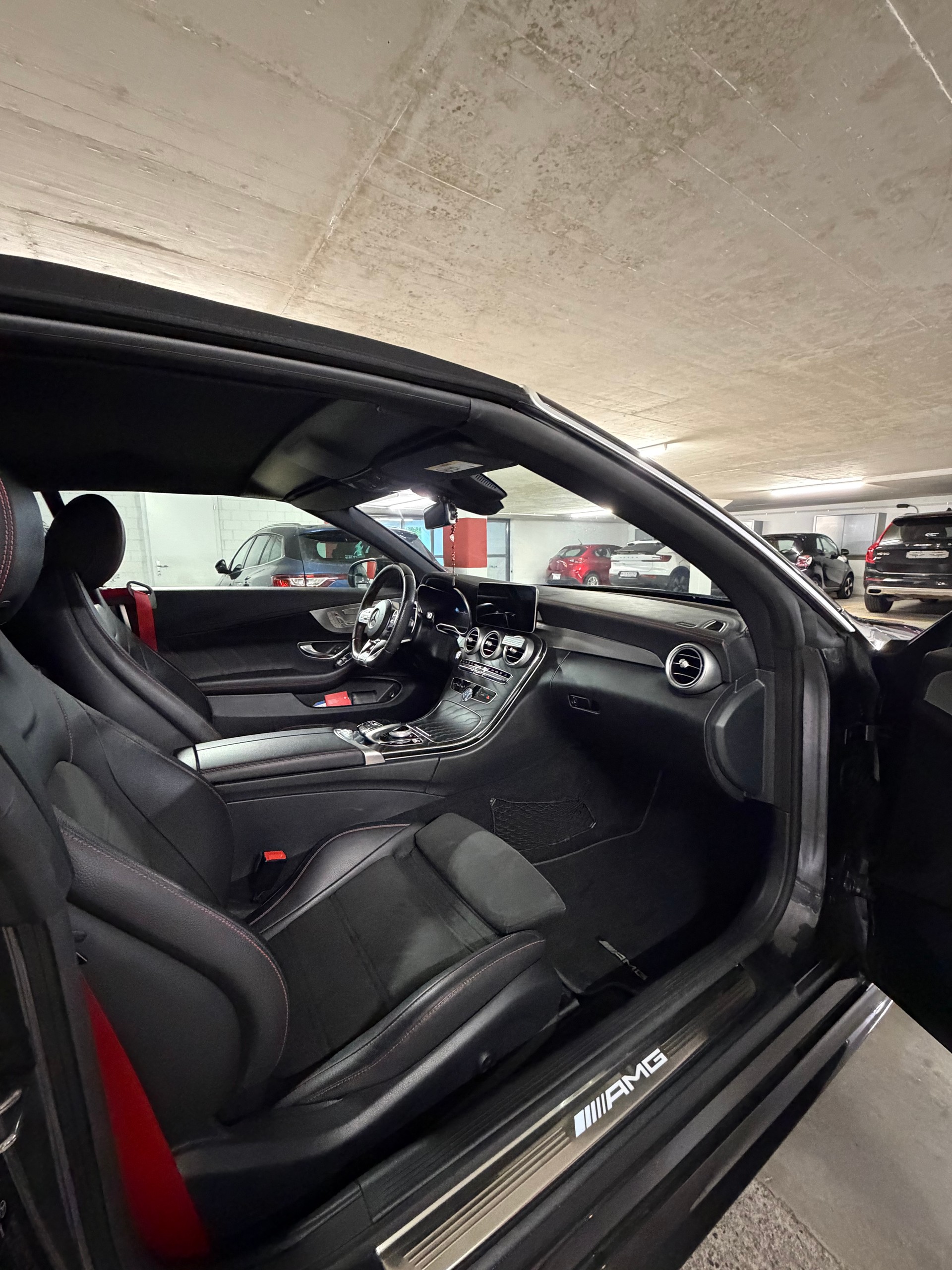 MERCEDES-BENZ C 43 AMG 4matic-image-10
