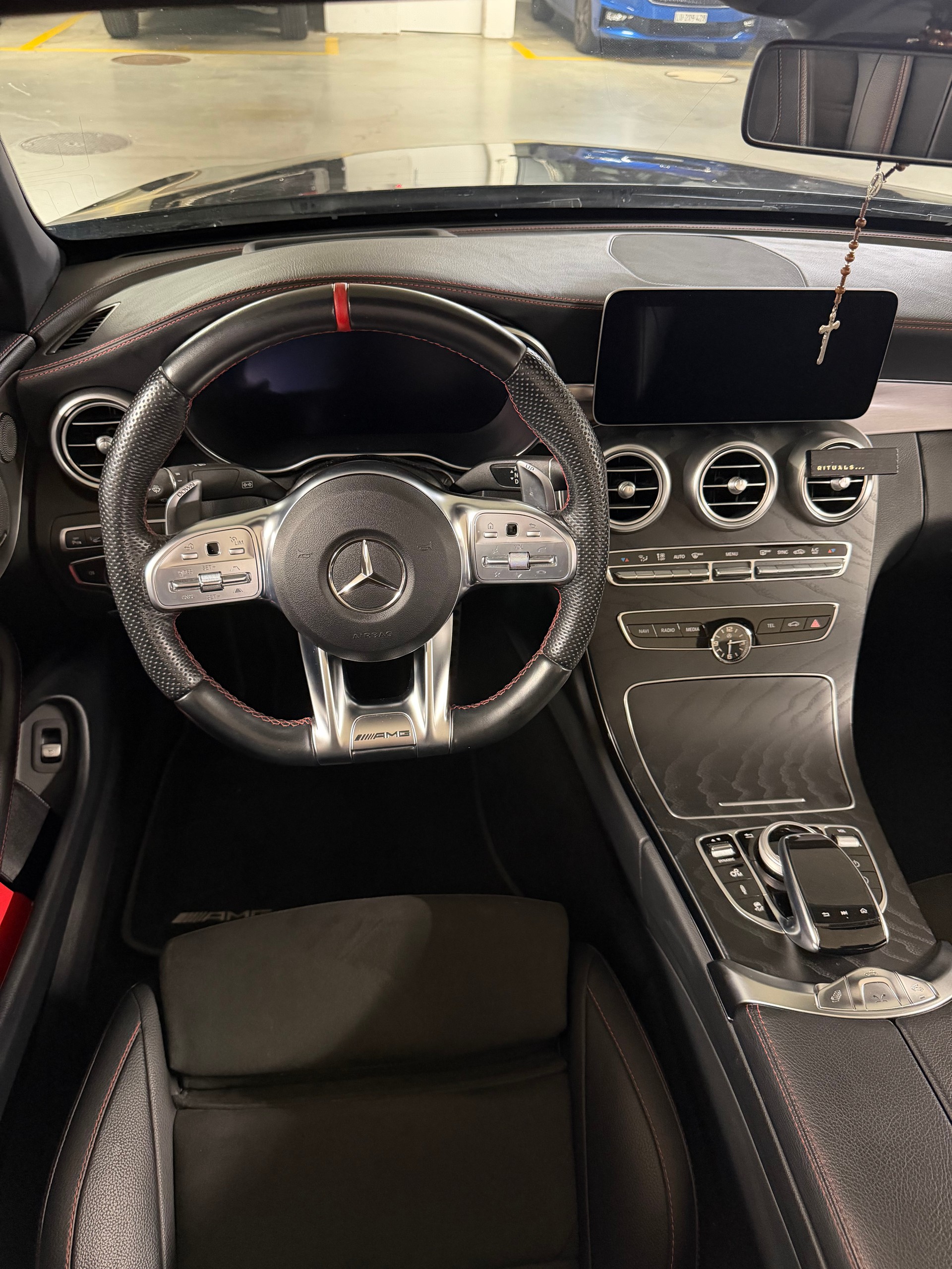 MERCEDES-BENZ C 43 AMG 4matic-image-13