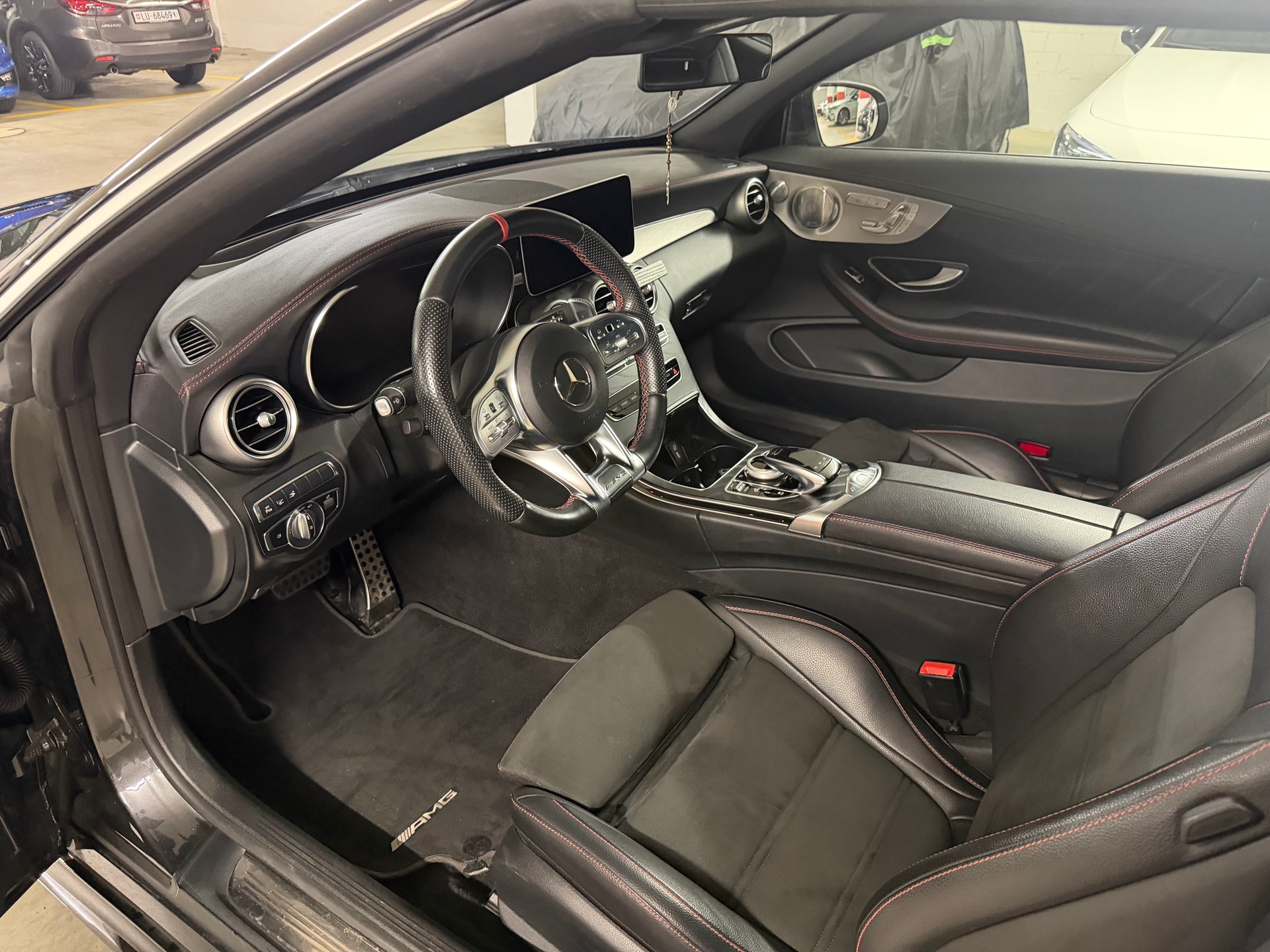 MERCEDES-BENZ C 43 AMG 4matic-image-9