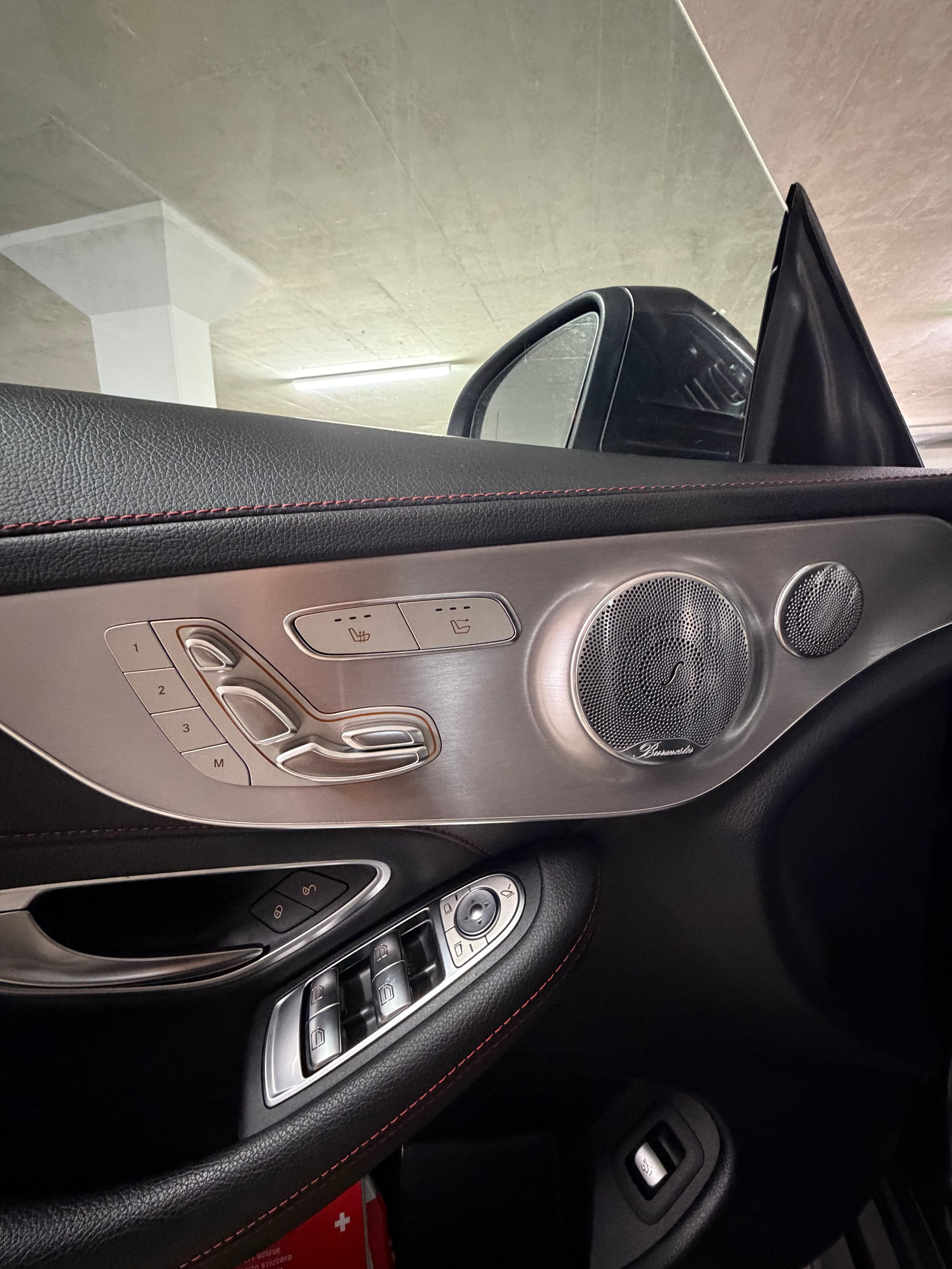 MERCEDES-BENZ C 43 AMG 4matic-image-11