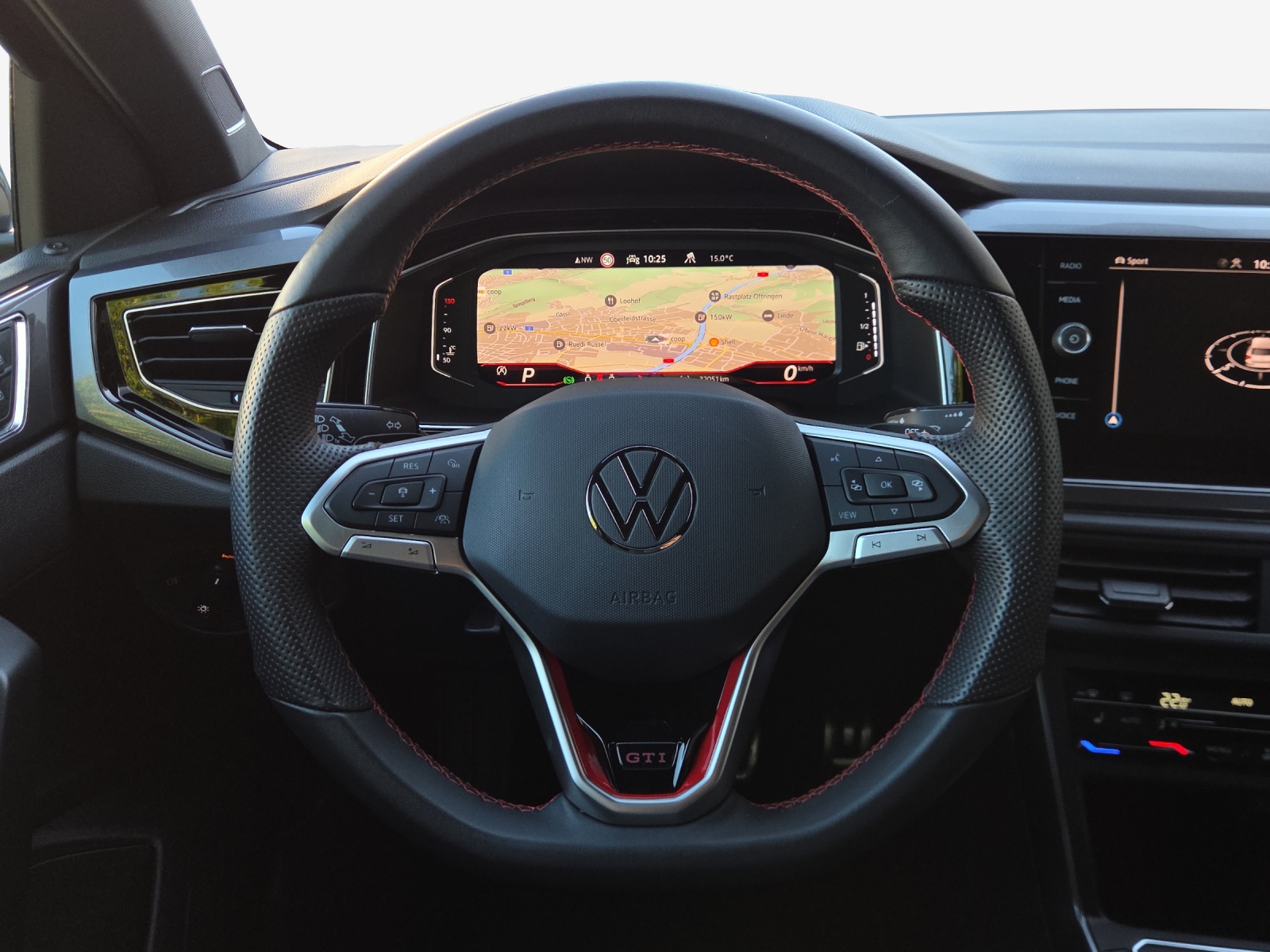 VW Polo 2.0 TSI GTI DSG-image-9