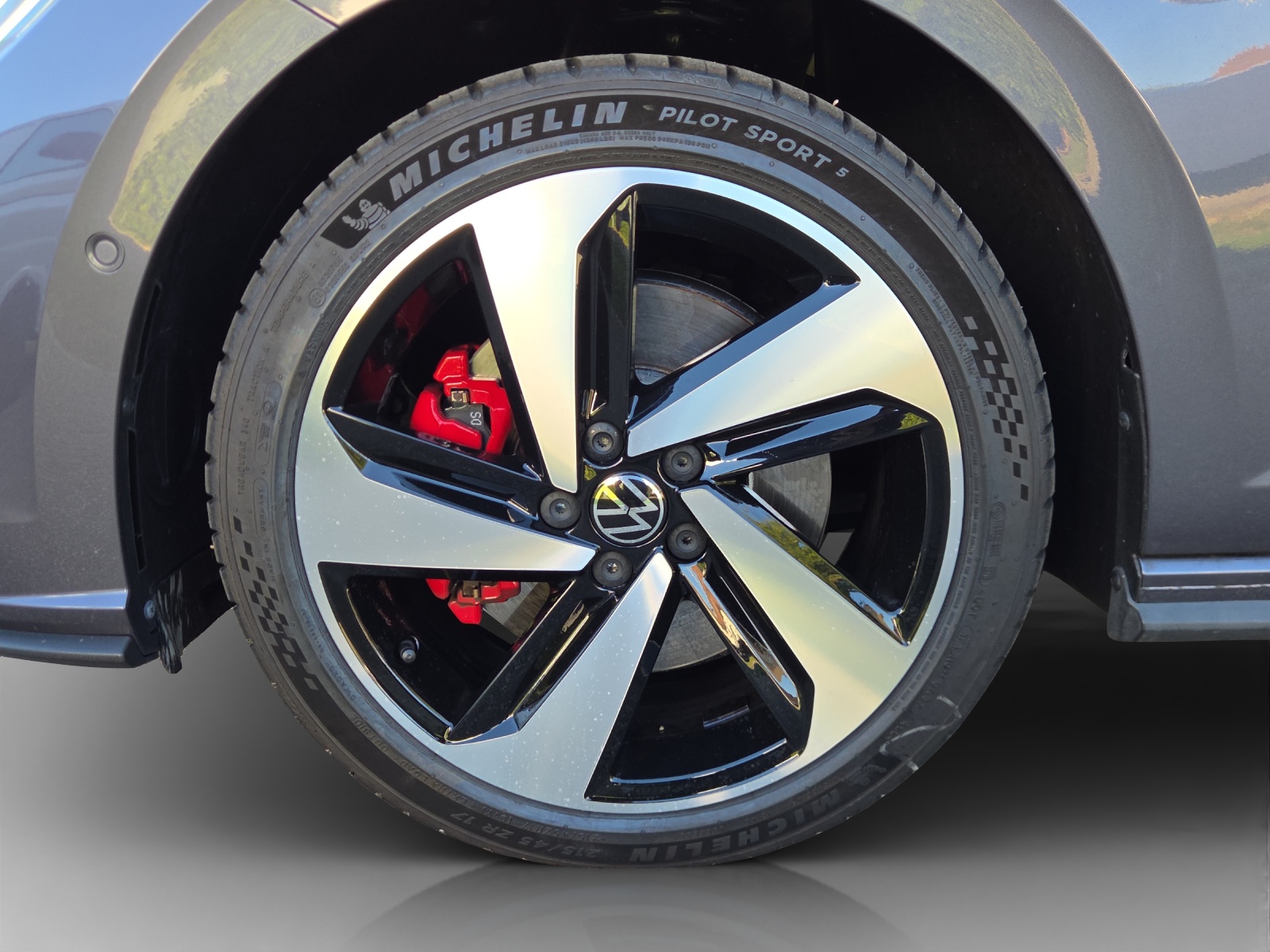VW Polo 2.0 TSI GTI DSG-image-15