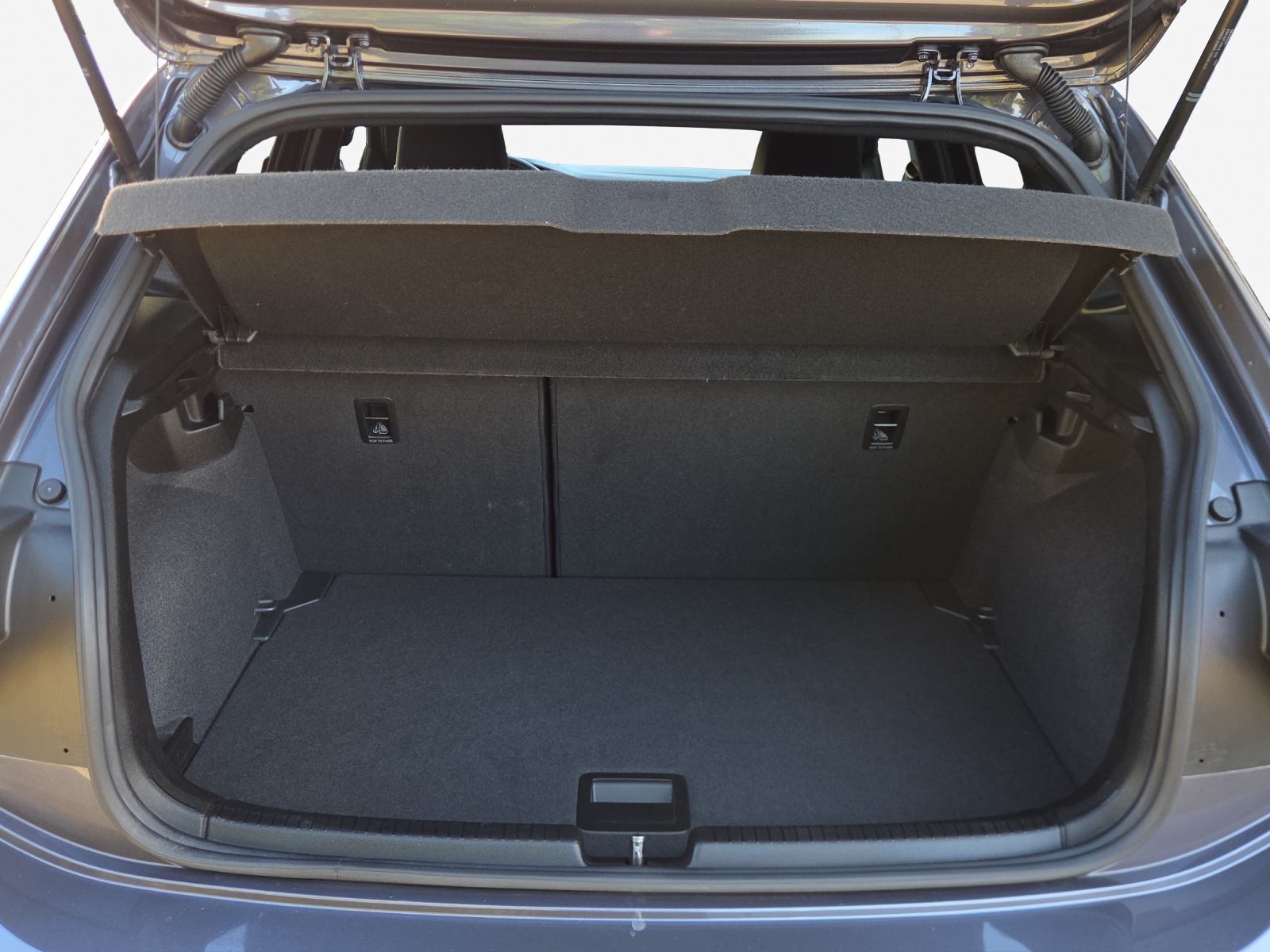 VW Polo 2.0 TSI GTI DSG-image-12