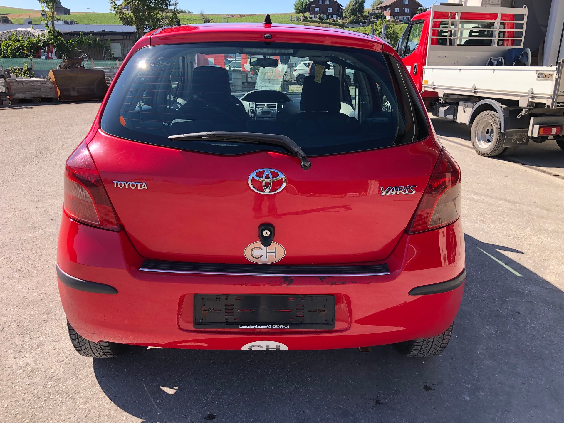 TOYOTA Yaris 1.3 Linea Sol-image-6