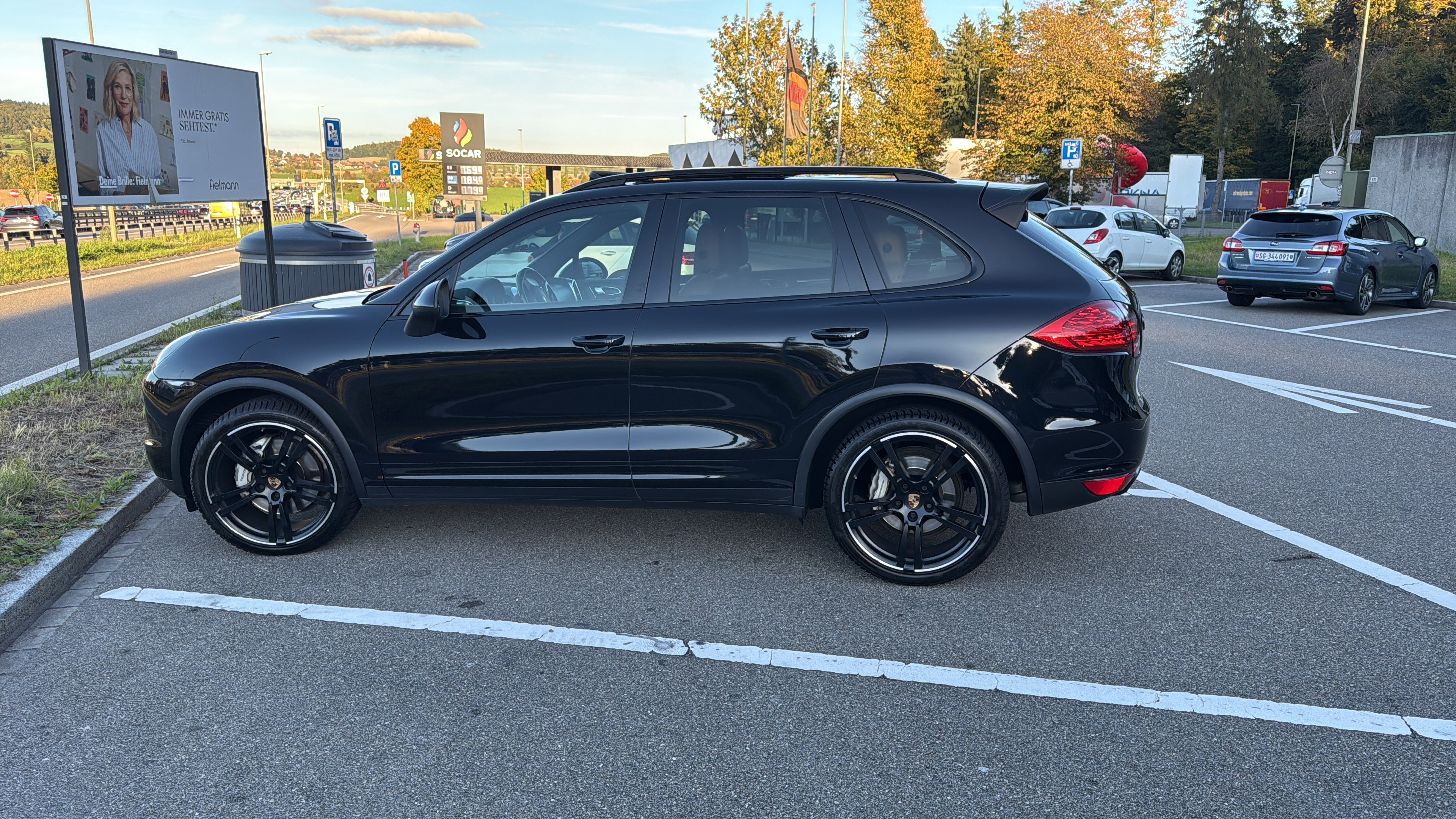 Car photo