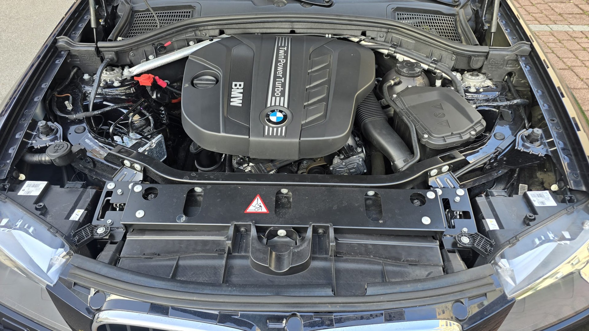 BMW X3 xDrive 20d Steptronic M-Sport Paket / AKG / Rückfahrt Kamera / Frisch Ab MFK-image-9