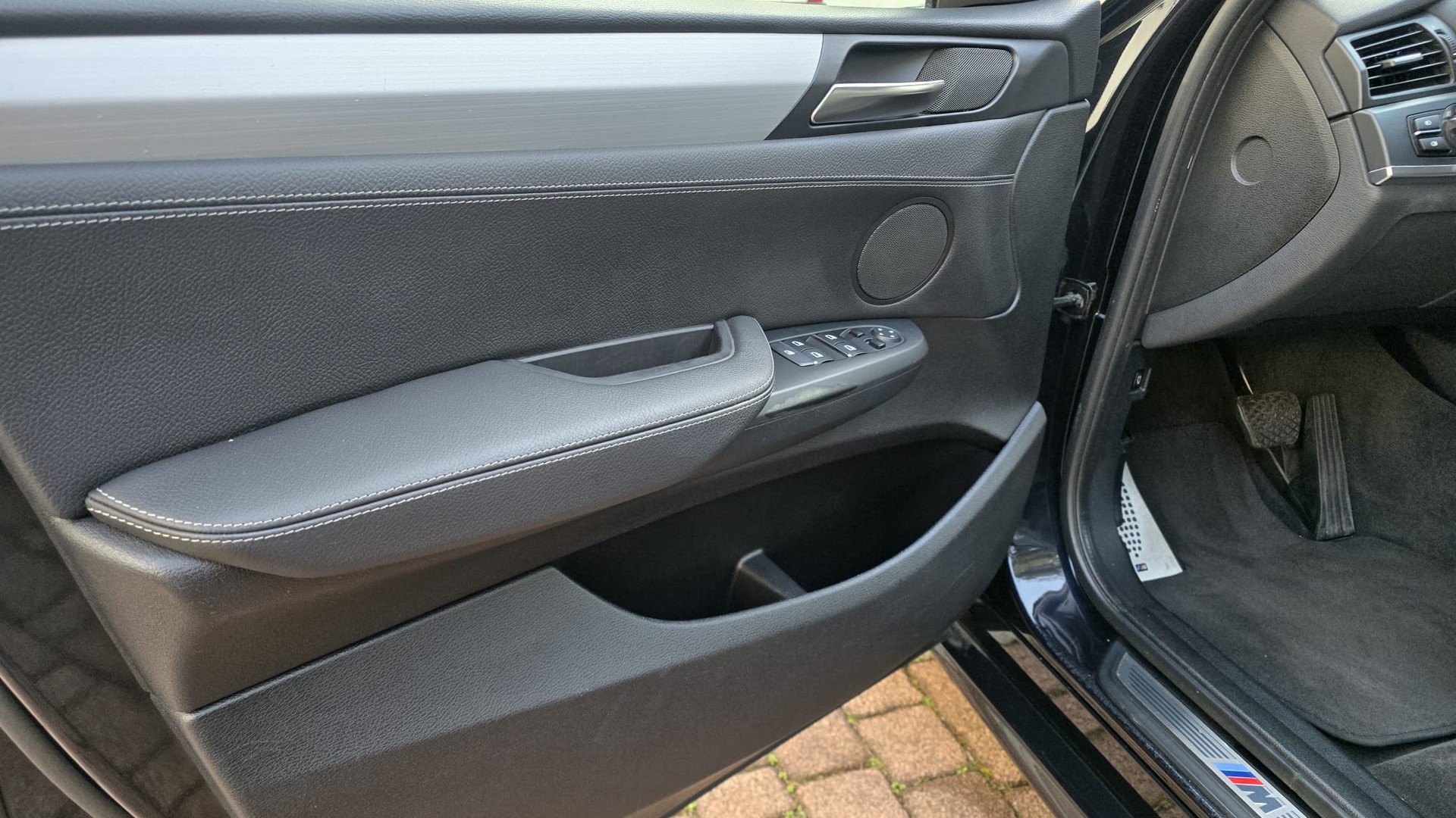 BMW X3 xDrive 20d Steptronic M-Sport Paket / AKG / Rückfahrt Kamera / Frisch Ab MFK-image-10