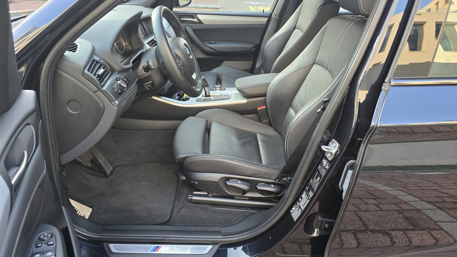 BMW X3 xDrive 20d Steptronic M-Sport Paket / AKG / Rückfahrt Kamera / Frisch Ab MFK-image-11