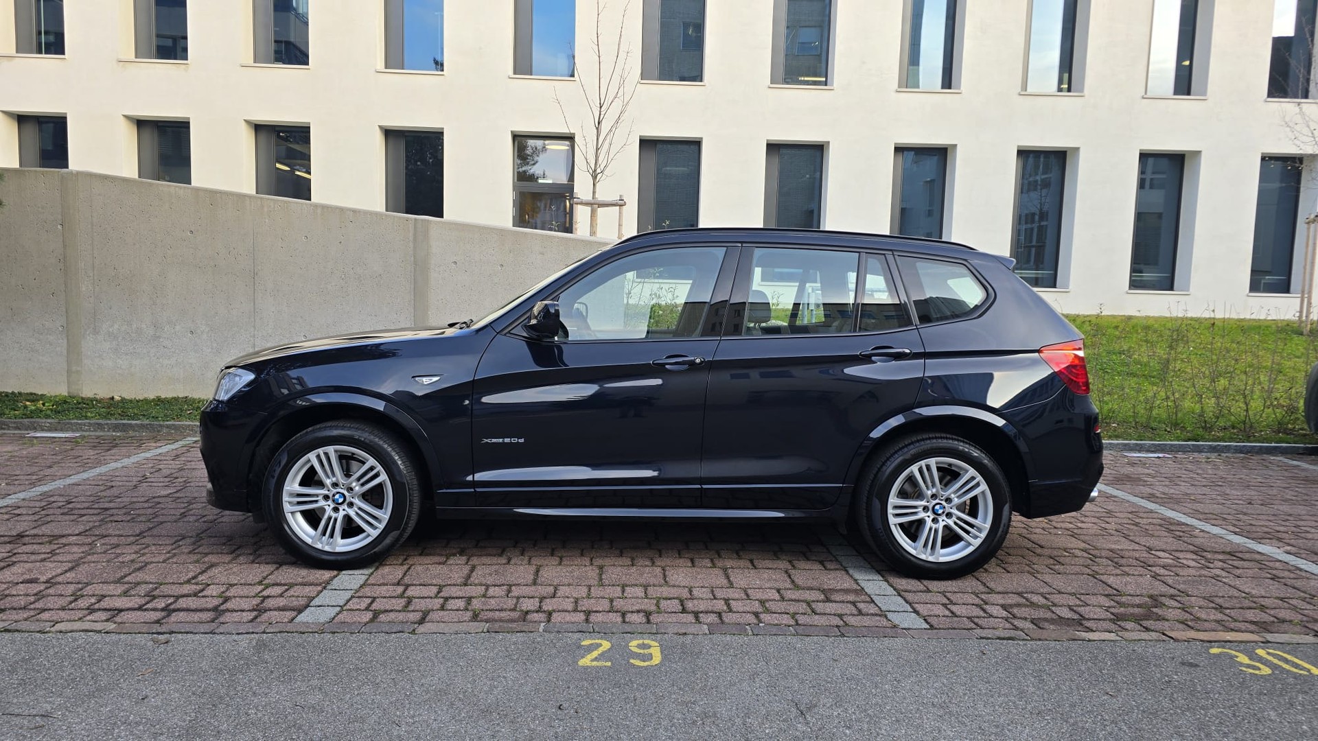 BMW X3 xDrive 20d Steptronic M-Sport Paket / AKG / Rückfahrt Kamera / Frisch Ab MFK-image-4