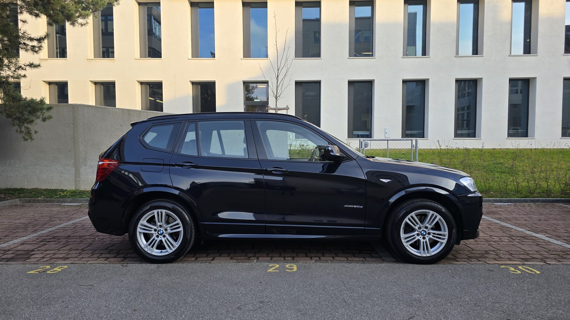 BMW X3 xDrive 20d Steptronic M-Sport Paket / AKG / Rückfahrt Kamera / Frisch Ab MFK-image-3