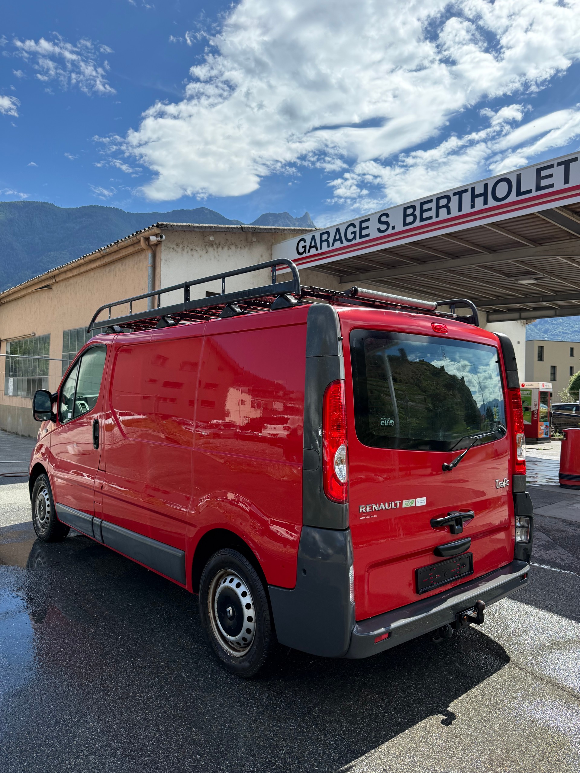 RENAULT Trafic 2.0 dCi 90 2.7t L1H1-image-3