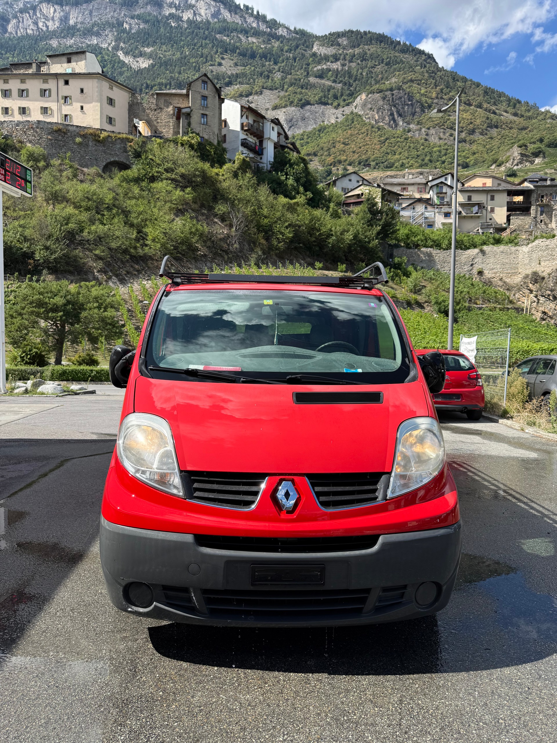 RENAULT Trafic 2.0 dCi 90 2.7t L1H1-image-1