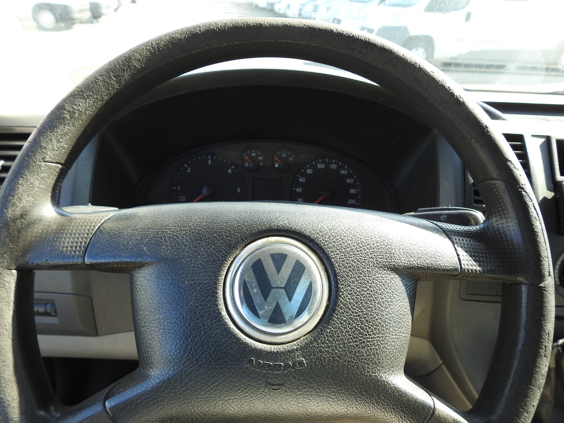 VW T5 1.9 TDI PD-image-18