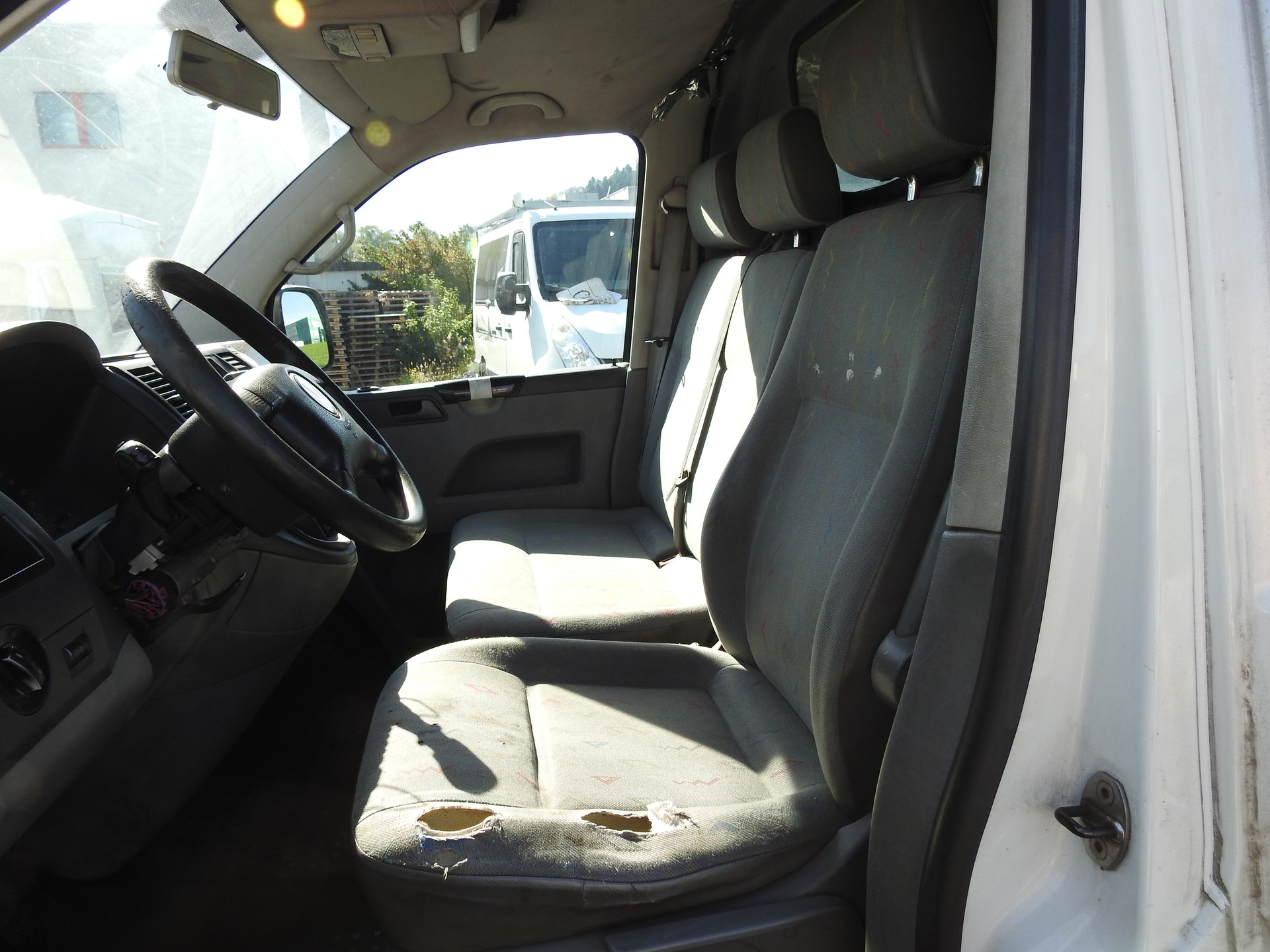 VW T5 1.9 TDI PD-image-14