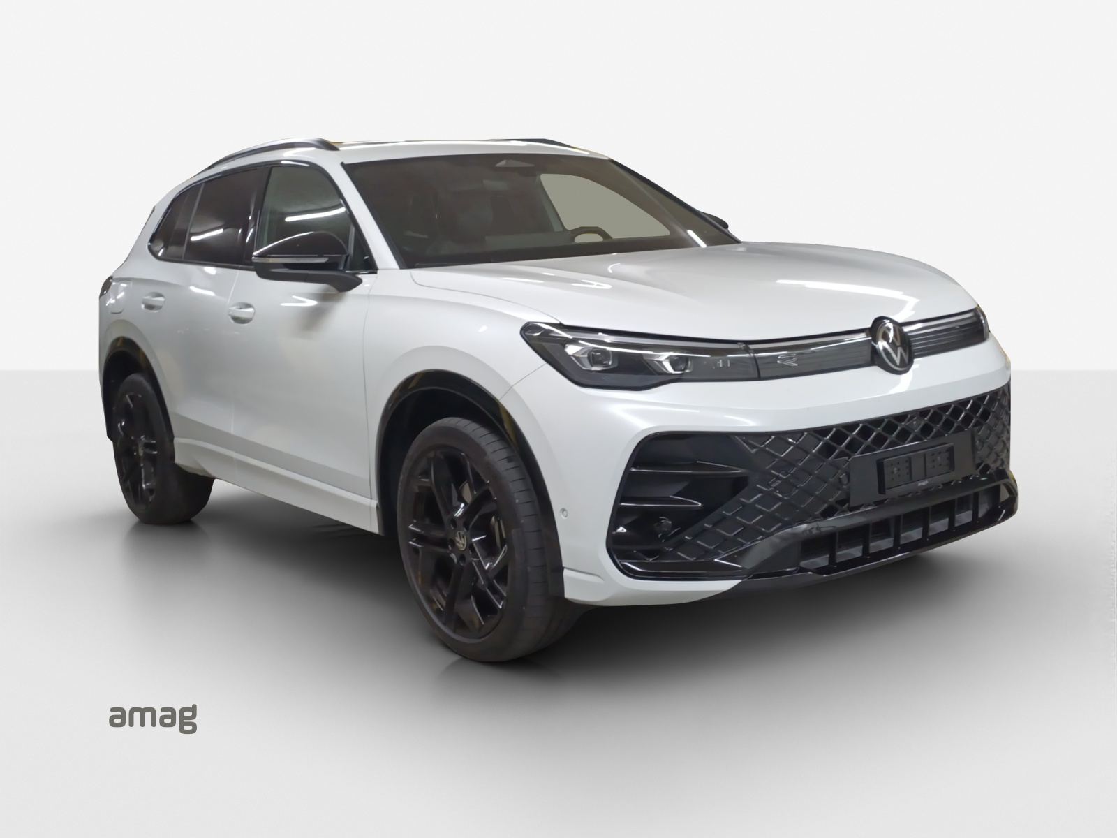 VW Tiguan 2.0 TSI DSG R-Line 4Motion-image-5