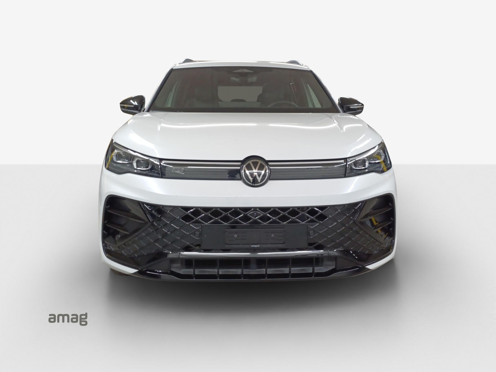 VW Tiguan 2.0 TSI DSG R-Line 4Motion-image-6