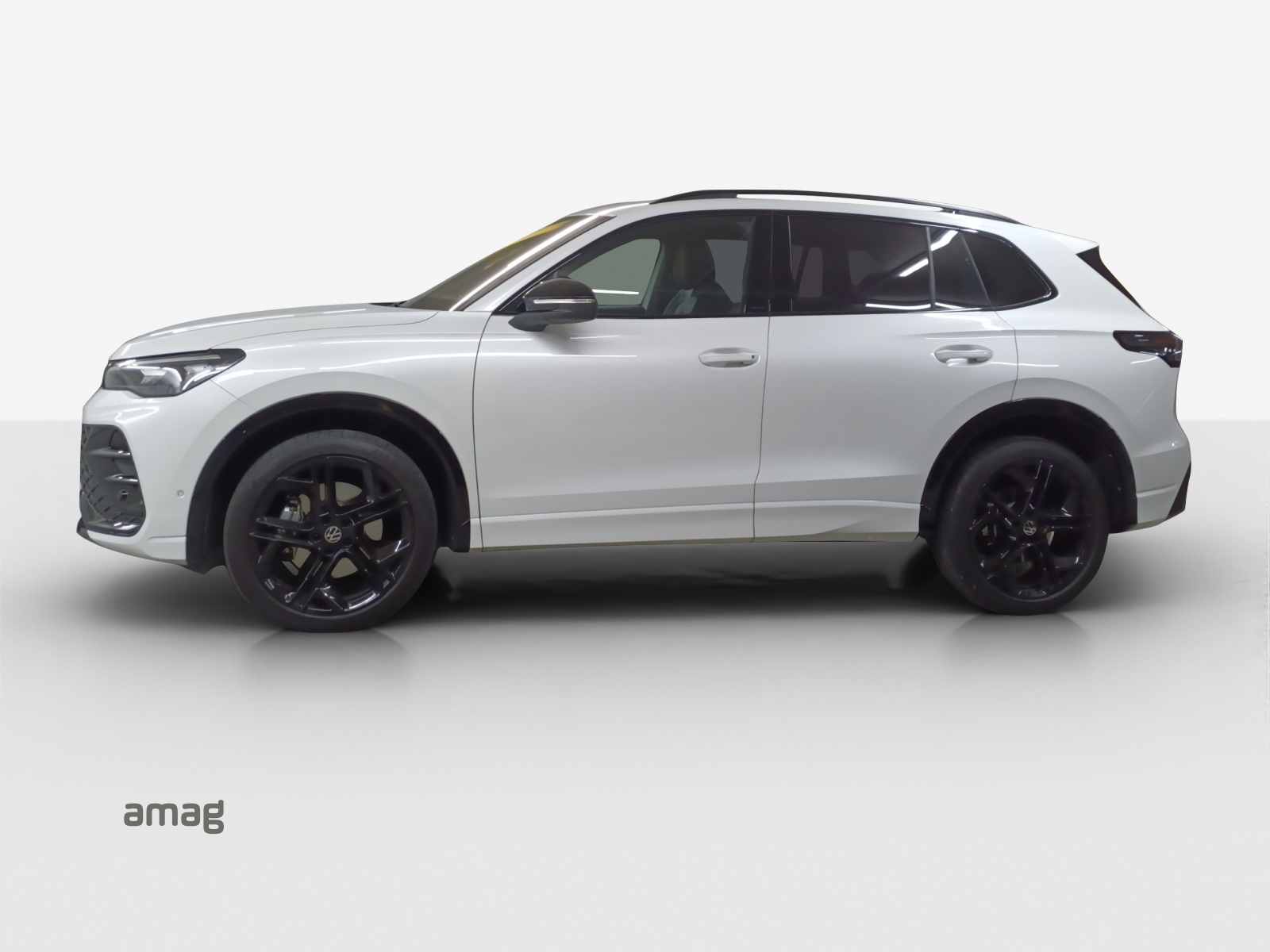 VW Tiguan 2.0 TSI DSG R-Line 4Motion-showroom-element-1