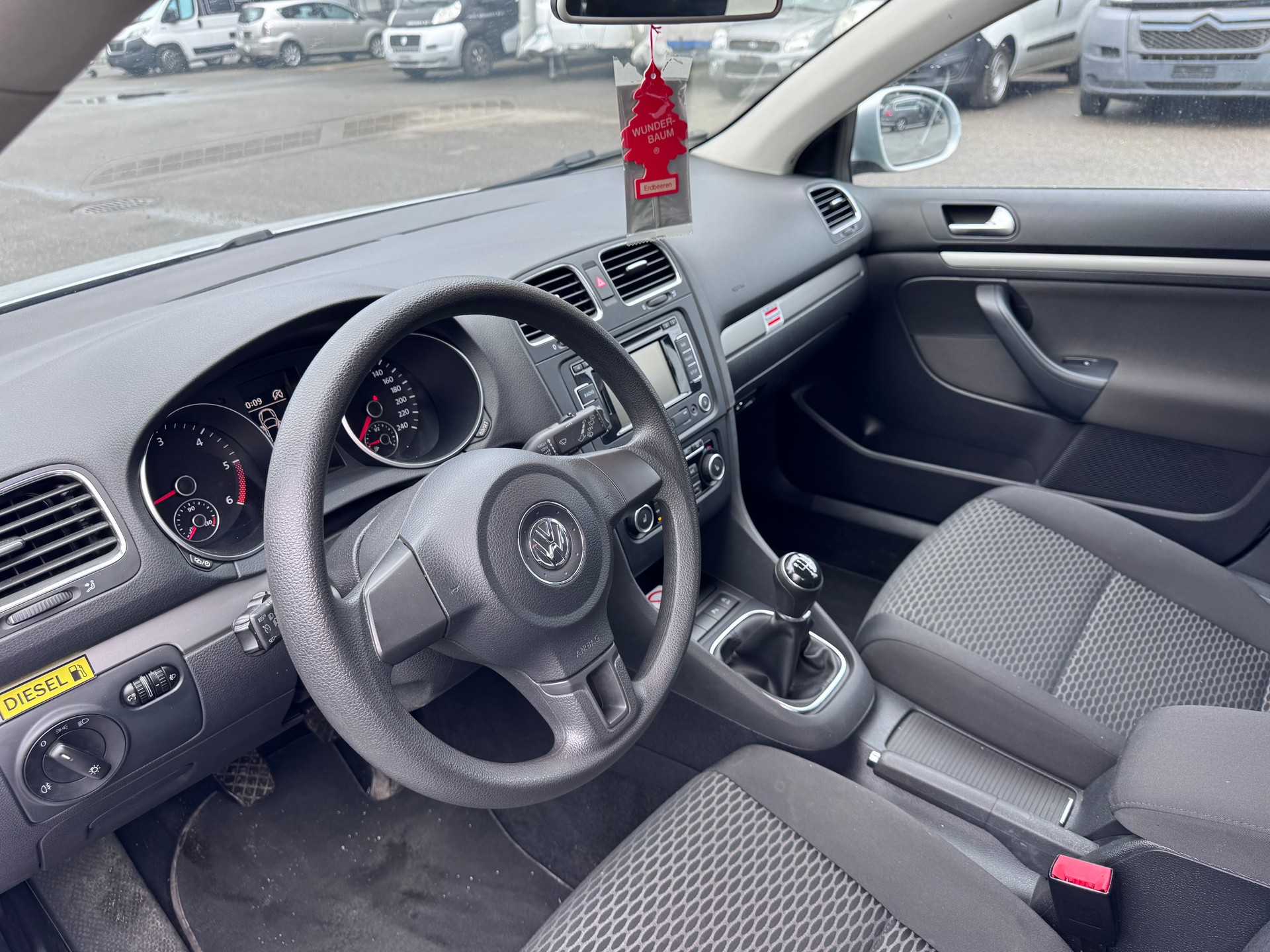 VW Golf Variant 1.6 TDI BMT Comfortline-image-6