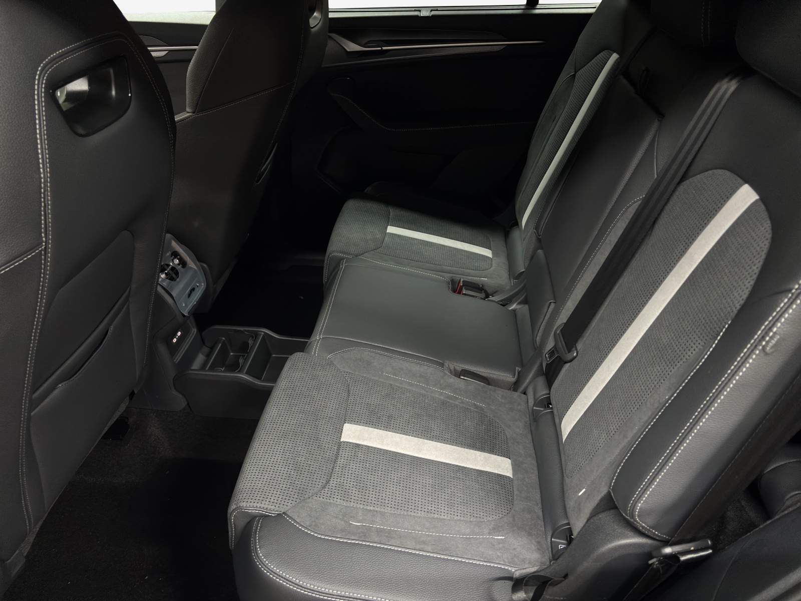 SKODA Kodiaq 2.0 TSI Sportline 4x4-image-11