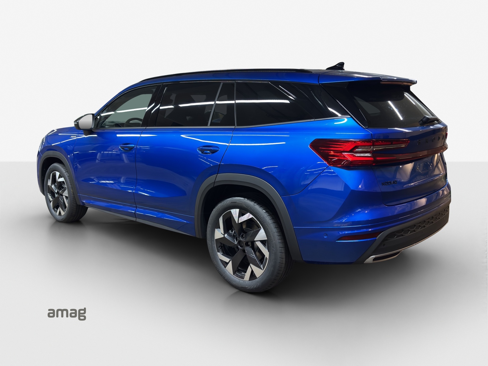 SKODA Kodiaq 2.0 TSI Sportline 4x4-showroom-element-2
