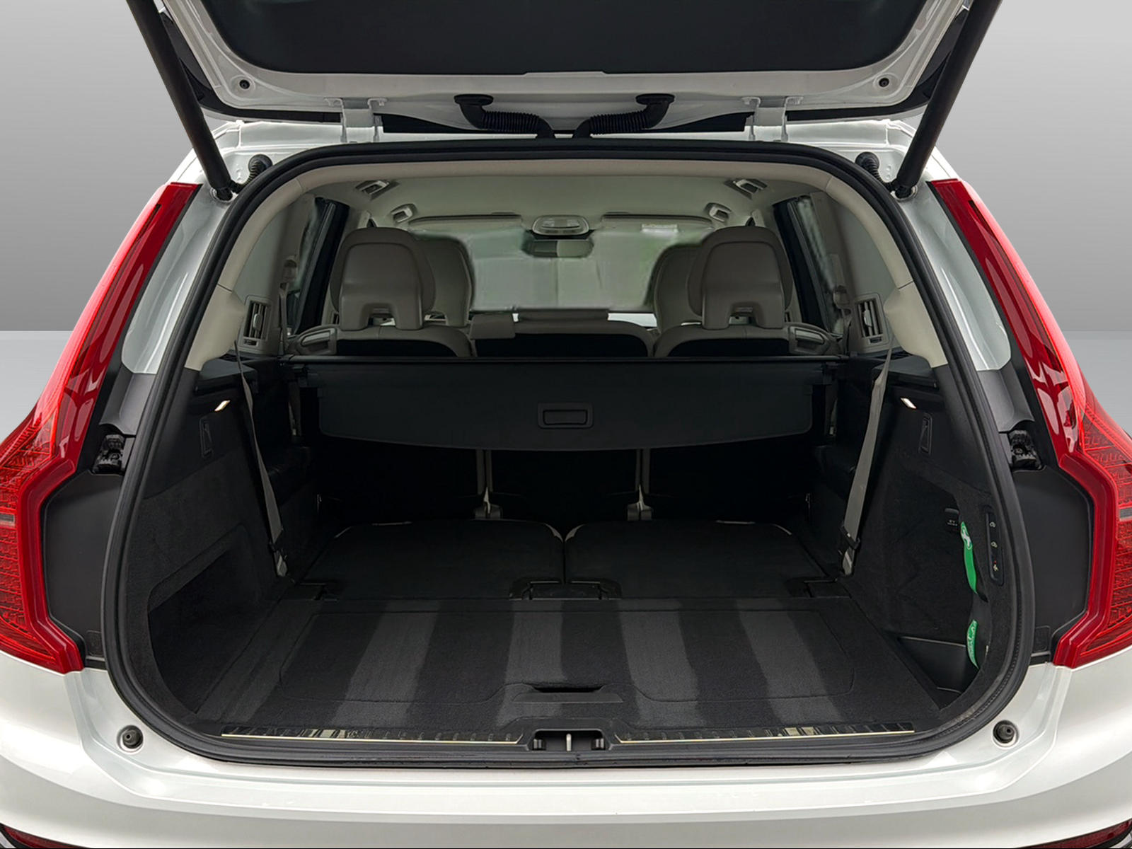 VOLVO XC90 2.0 T8 TE Plus Dark 7P. eAWD-image-9