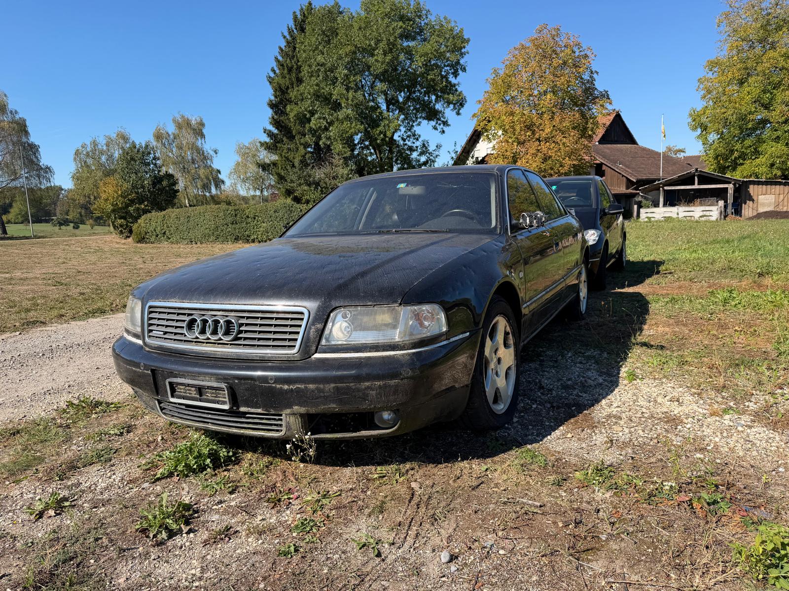 AUDI A8 4.2 quattro tiptronic-image-0