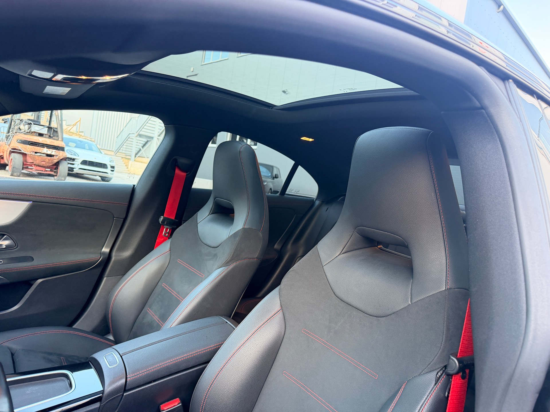 MERCEDES-BENZ CLA 45 S AMG 4Matic+ 8G-DCT-image-11