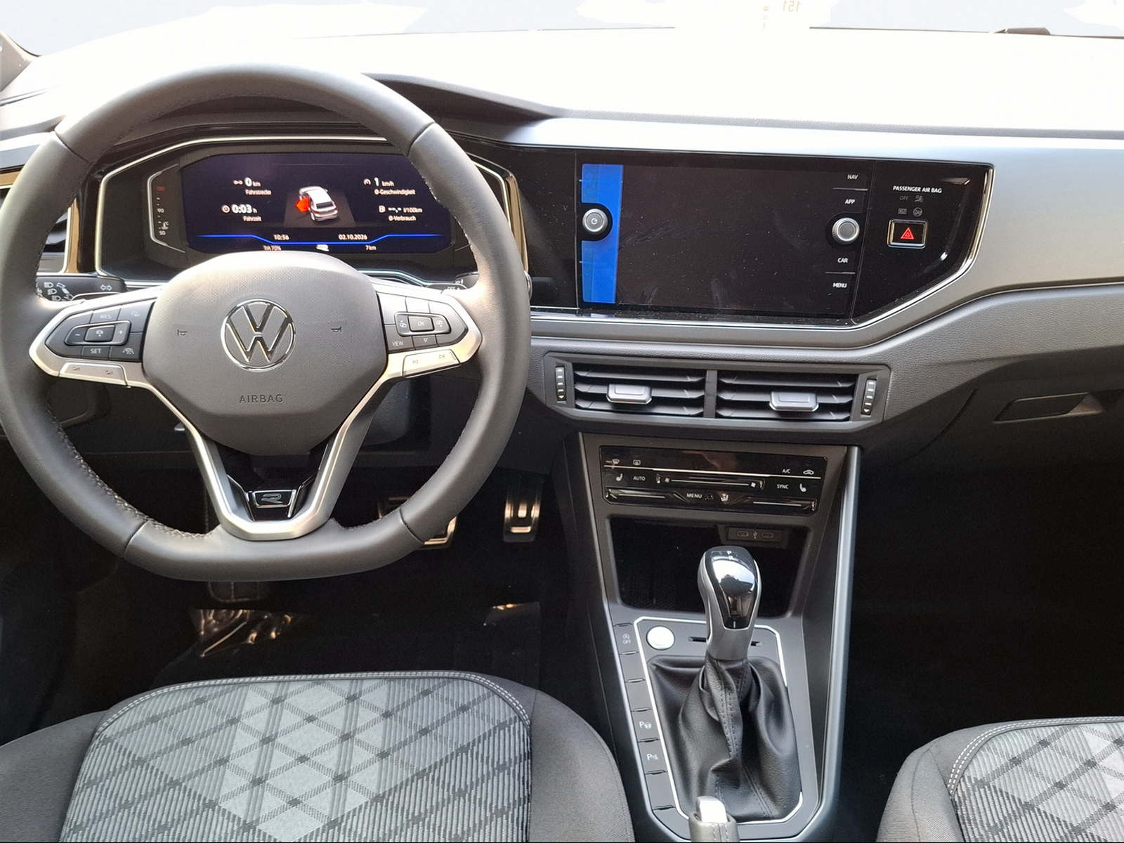 VW Polo 1.0 TSI R-Line United DSG-image-12