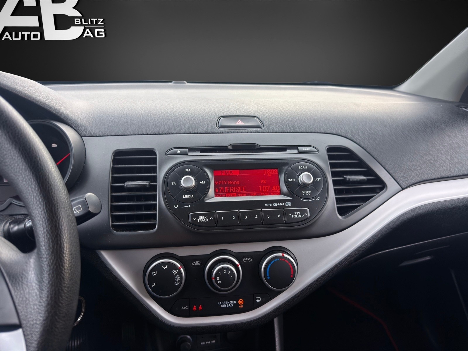 KIA Picanto 1.0 CVVT Trend-image-10