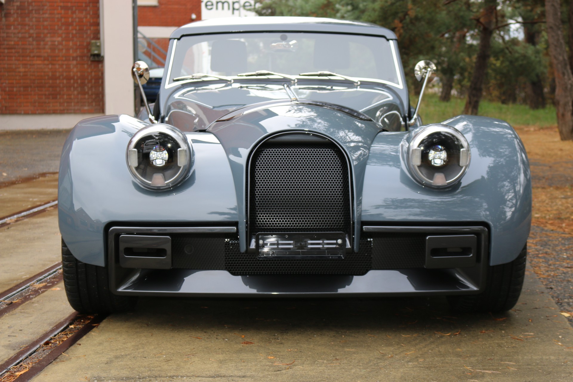 MORGAN Supersport 400-image-2