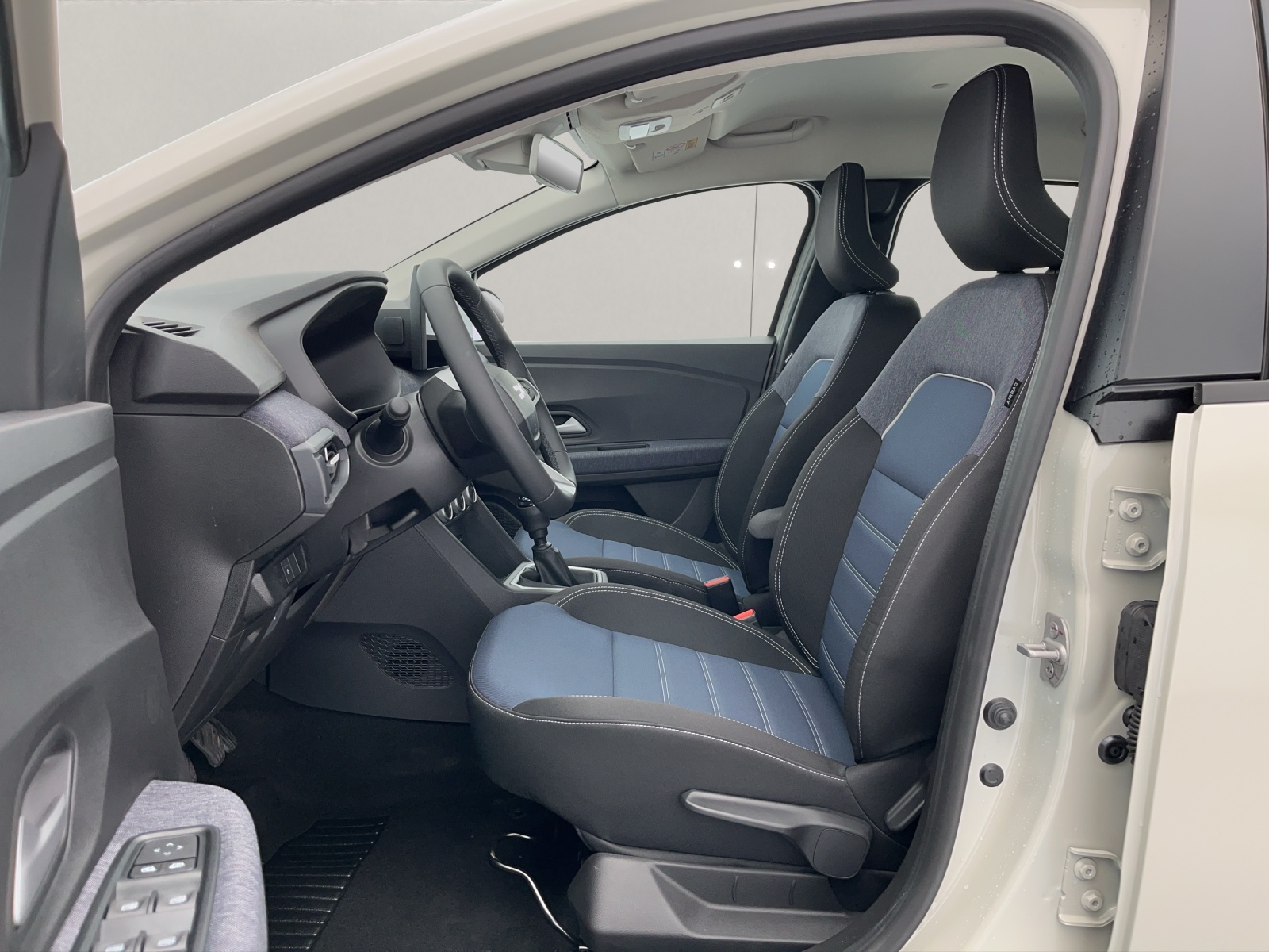 DACIA Sandero 1.0 TCe 100 Journey-image-7