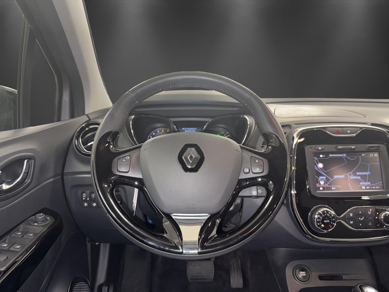 RENAULT Captur 1.2 T 16V Privilège EDC-image-12