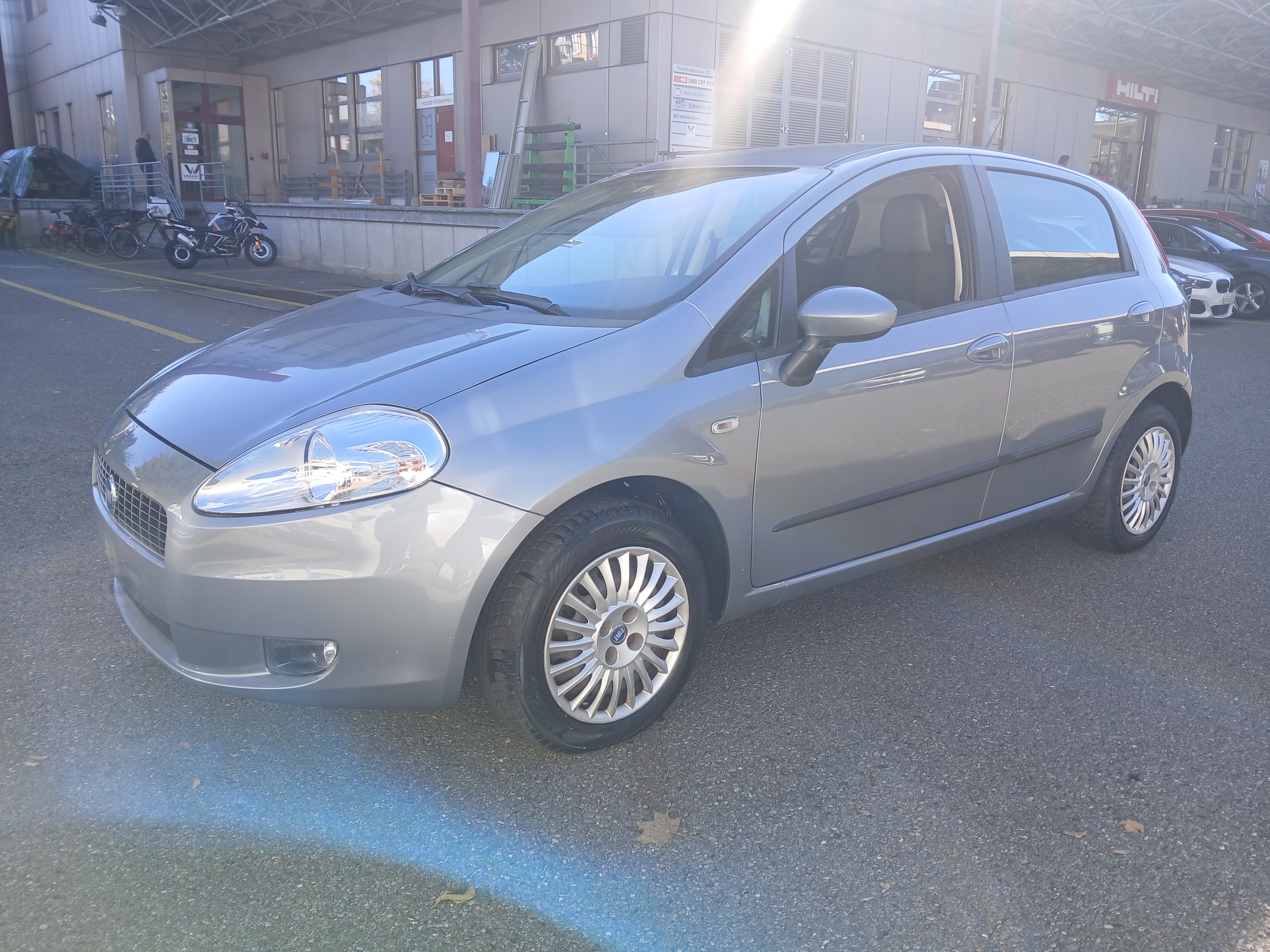 Car photo