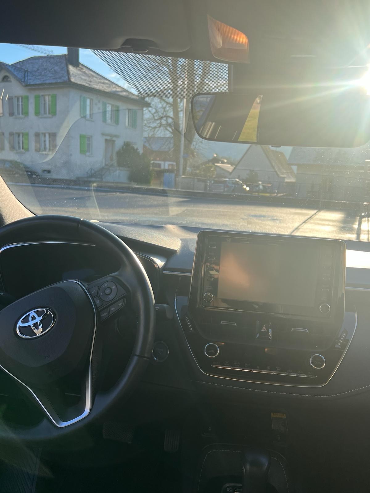 TOYOTA Corolla 2.0 HSD Trend e-CVT-image-6