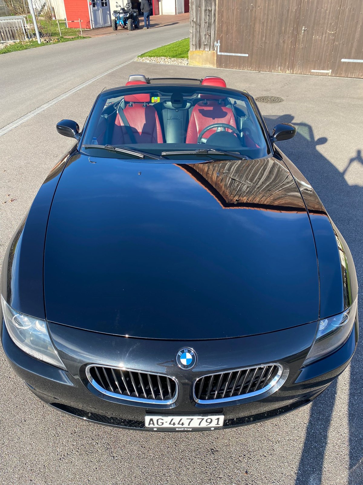 BMW Z4 2.2i Roadster-image-1
