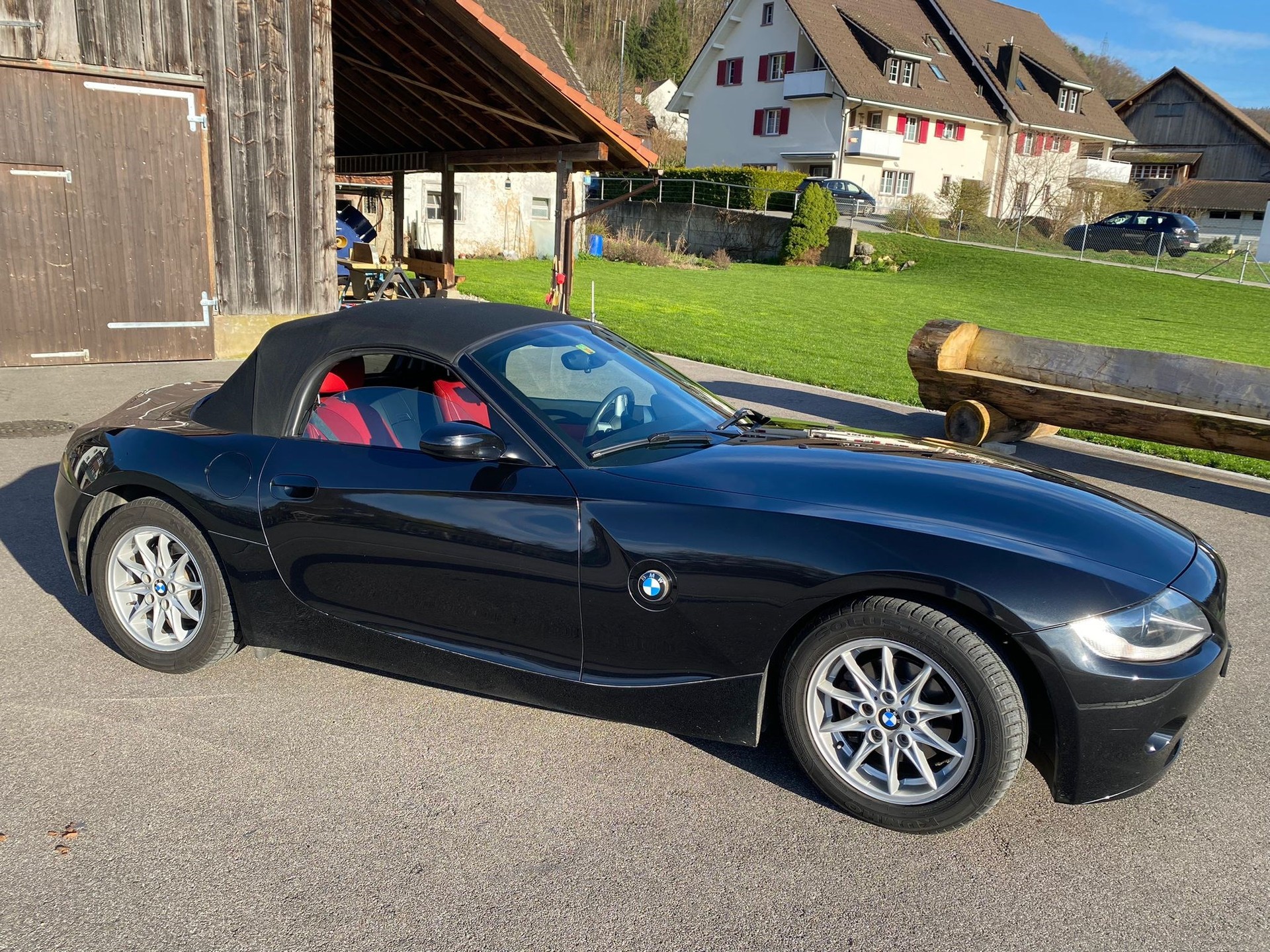 BMW Z4 2.2i Roadster-image-4