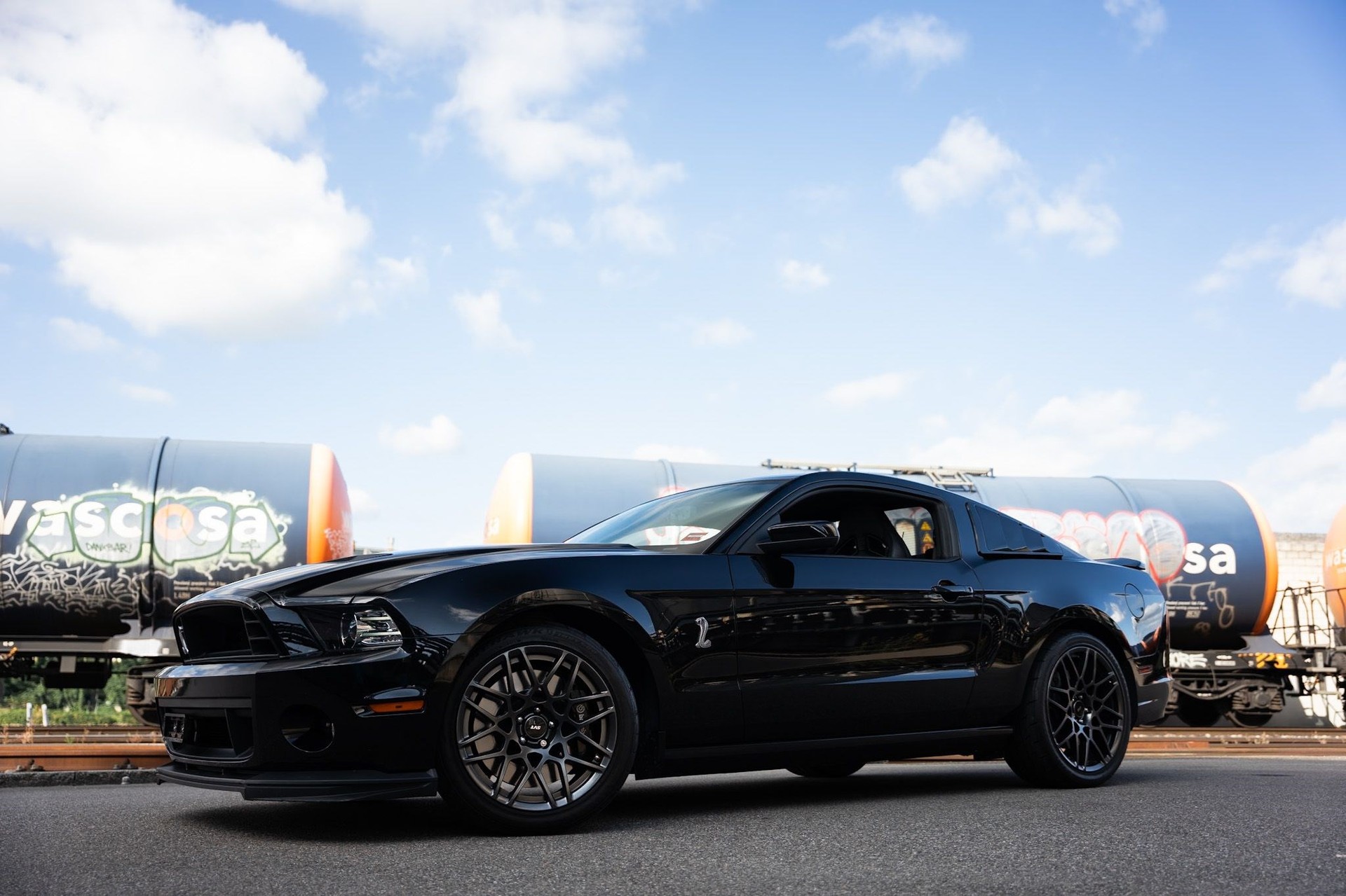 FORD MUSTANG Shelby GT500 5.8 SVT-image-1