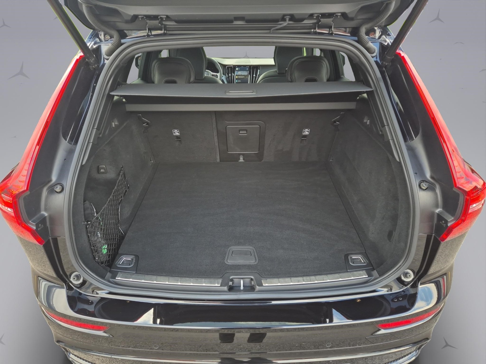VOLVO XC60 2.0 B5 MH Ultimate Dark AWD-image-15